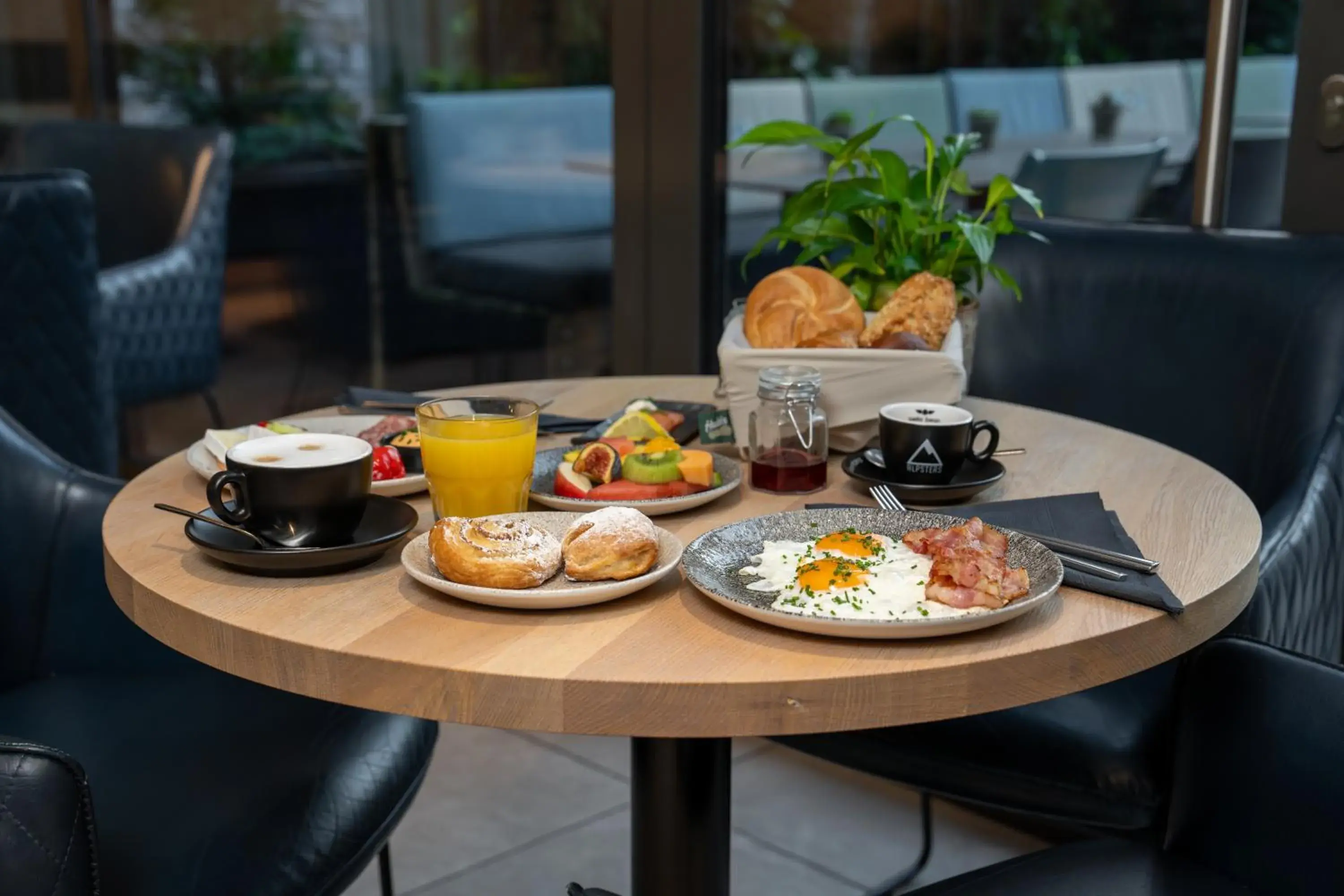 Restaurant/places to eat in Elements Resort Zell am See BW Signature Collection Restaurant/places to eat in Elements Resort Zell am See BW Signature Collection