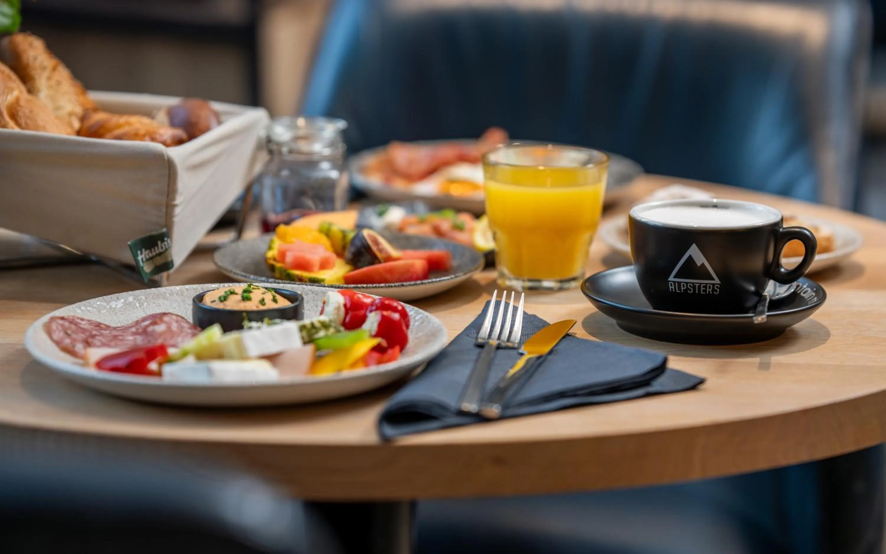 Restaurant/places to eat in Elements Resort Zell am See BW Signature Collection