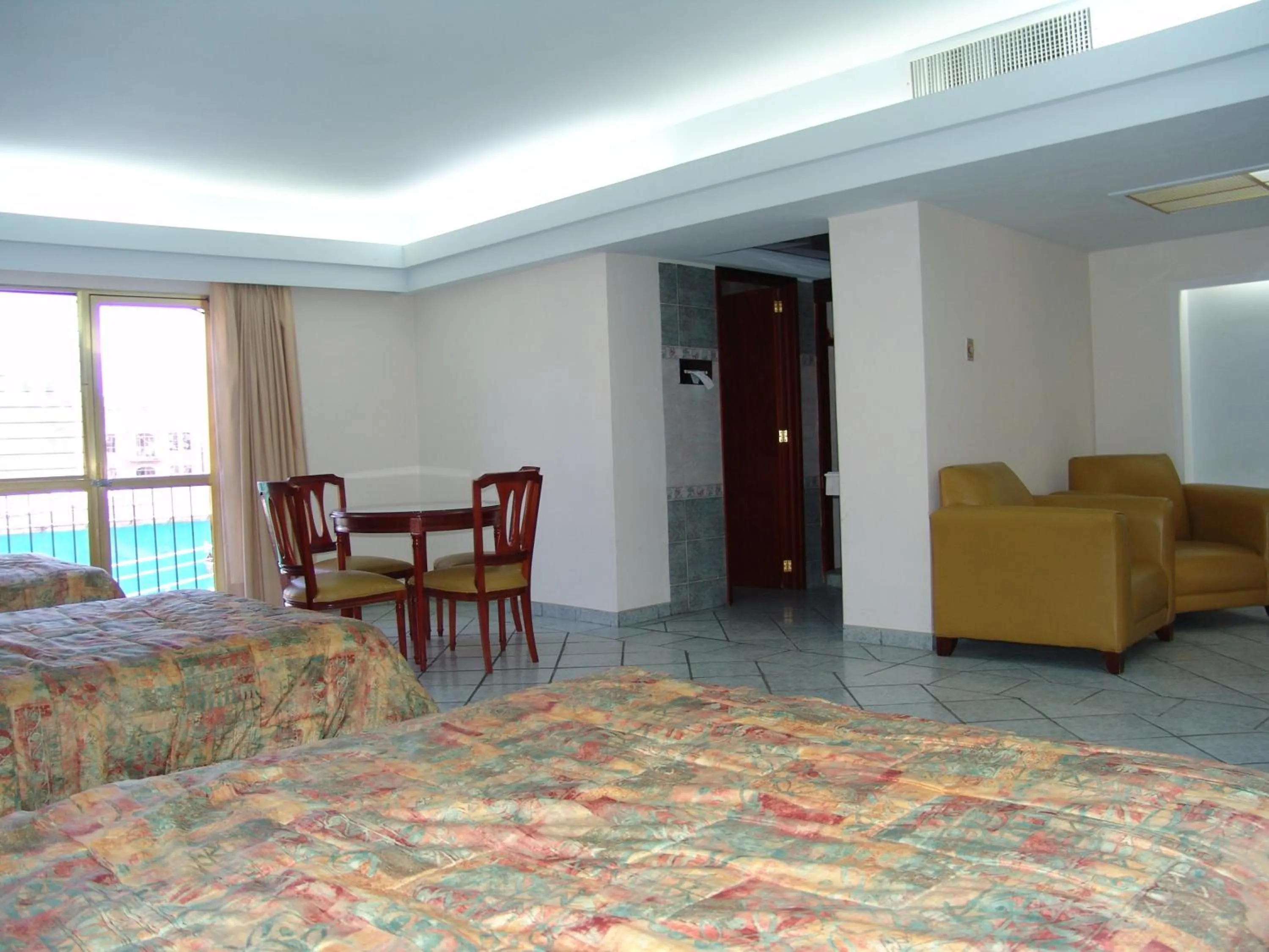 Photo of the whole room in Hotel Posada Arcos