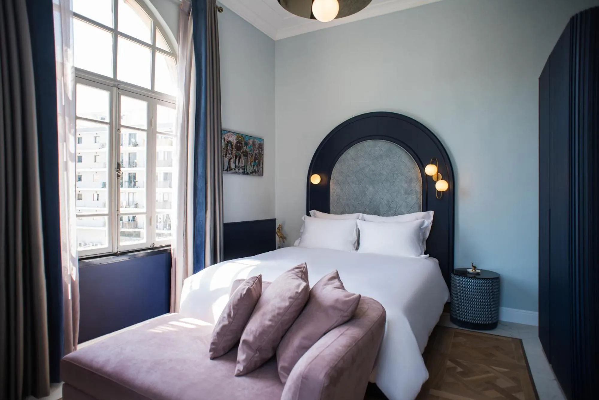 Bed in Elmina Hotel Jaffa