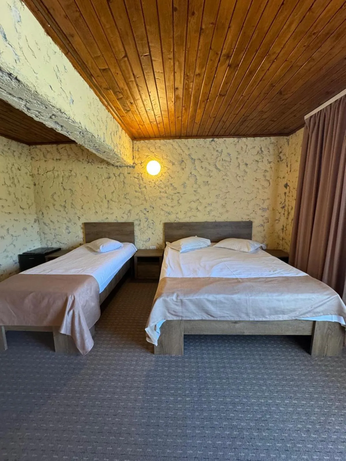 Bed in Cabana Fulg De Nea Predeal