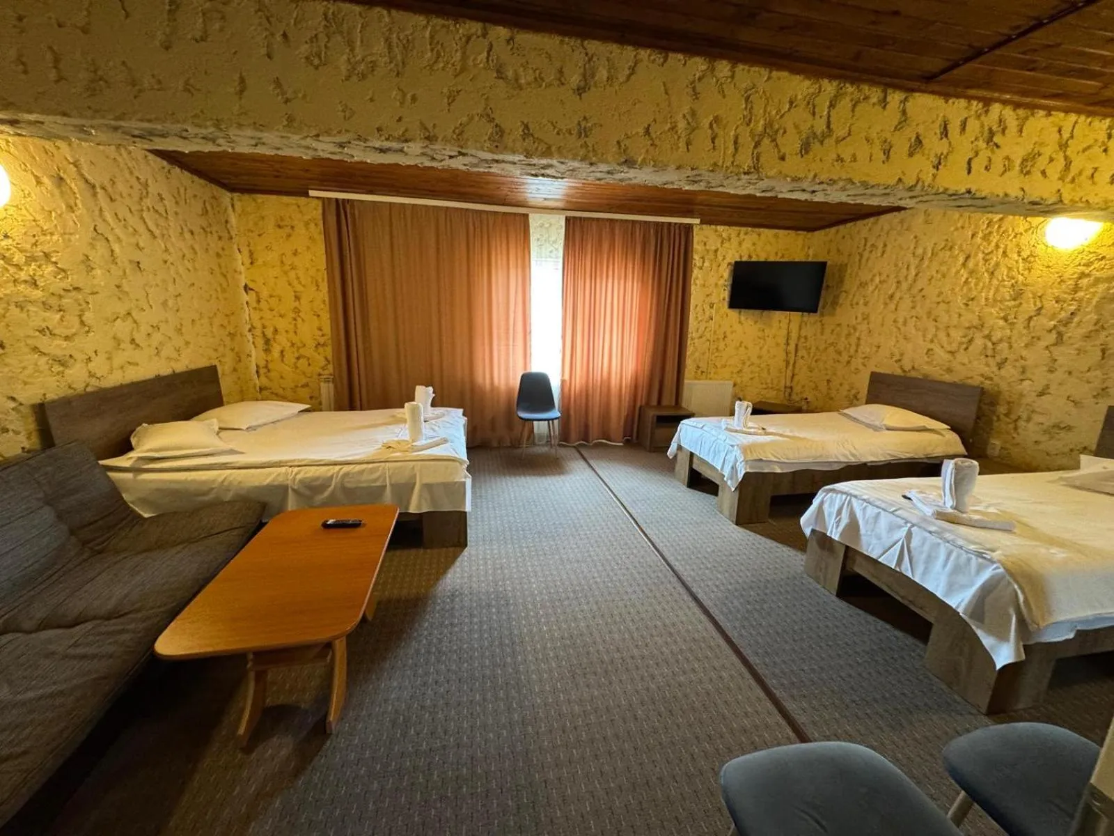 Bed in Cabana Fulg De Nea Predeal