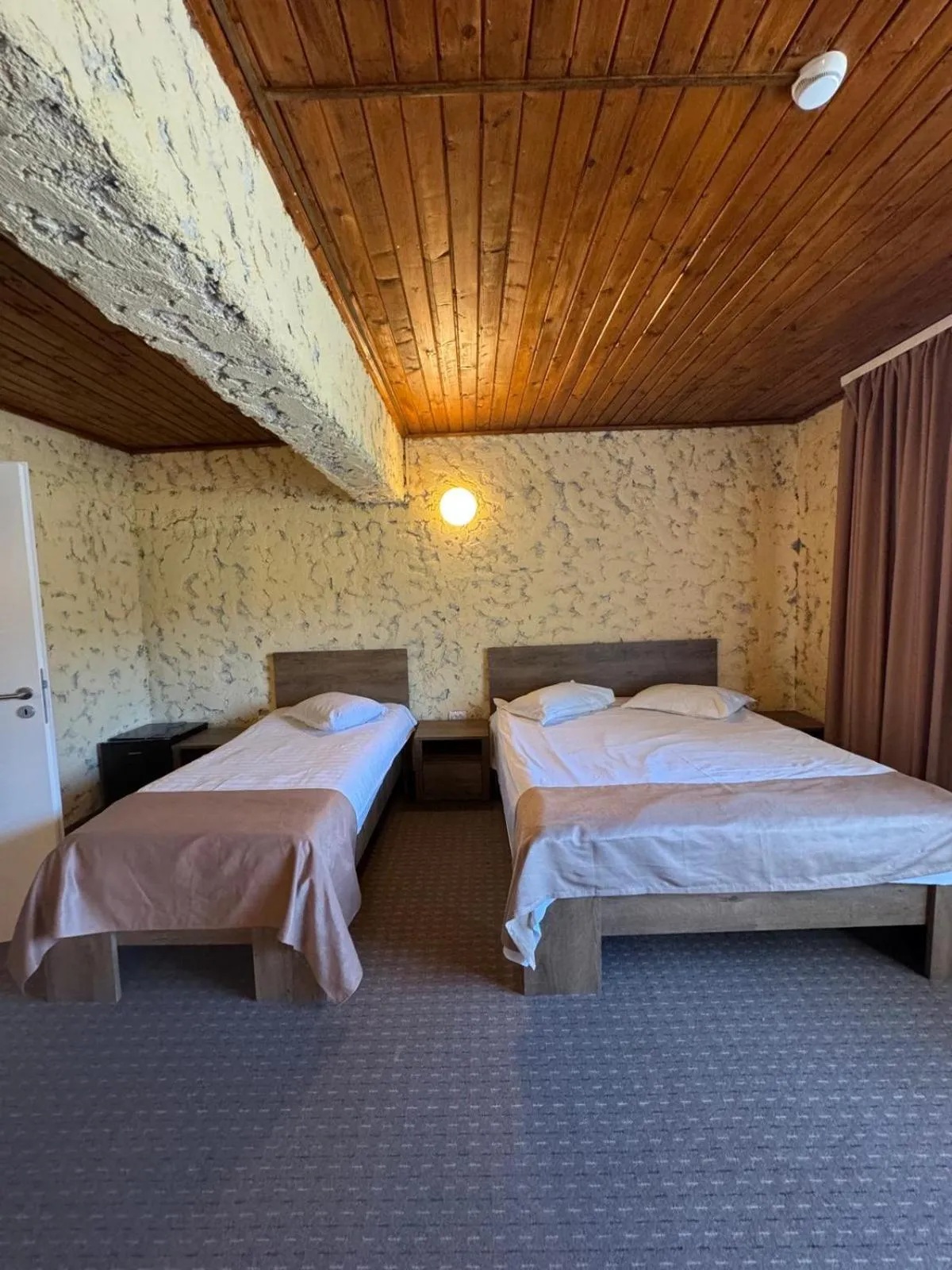 Bed in Cabana Fulg De Nea Predeal