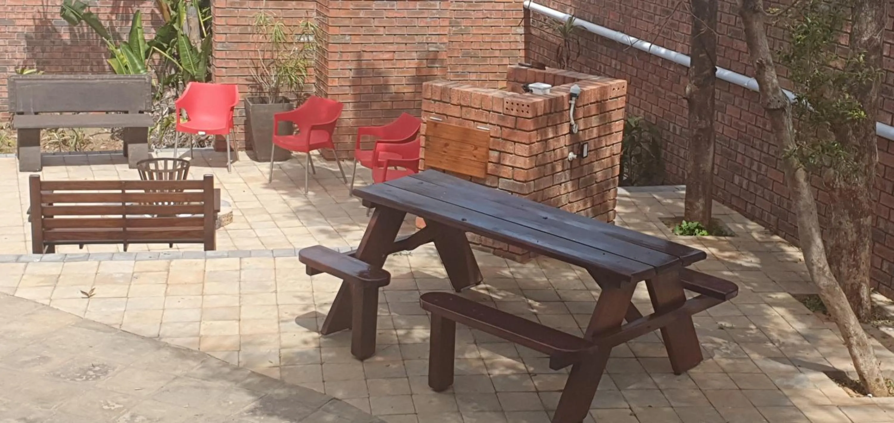 BBQ facilities in Bon A Vie Self-catering and b&b Gonubie Full Solar Power, no load shedding!