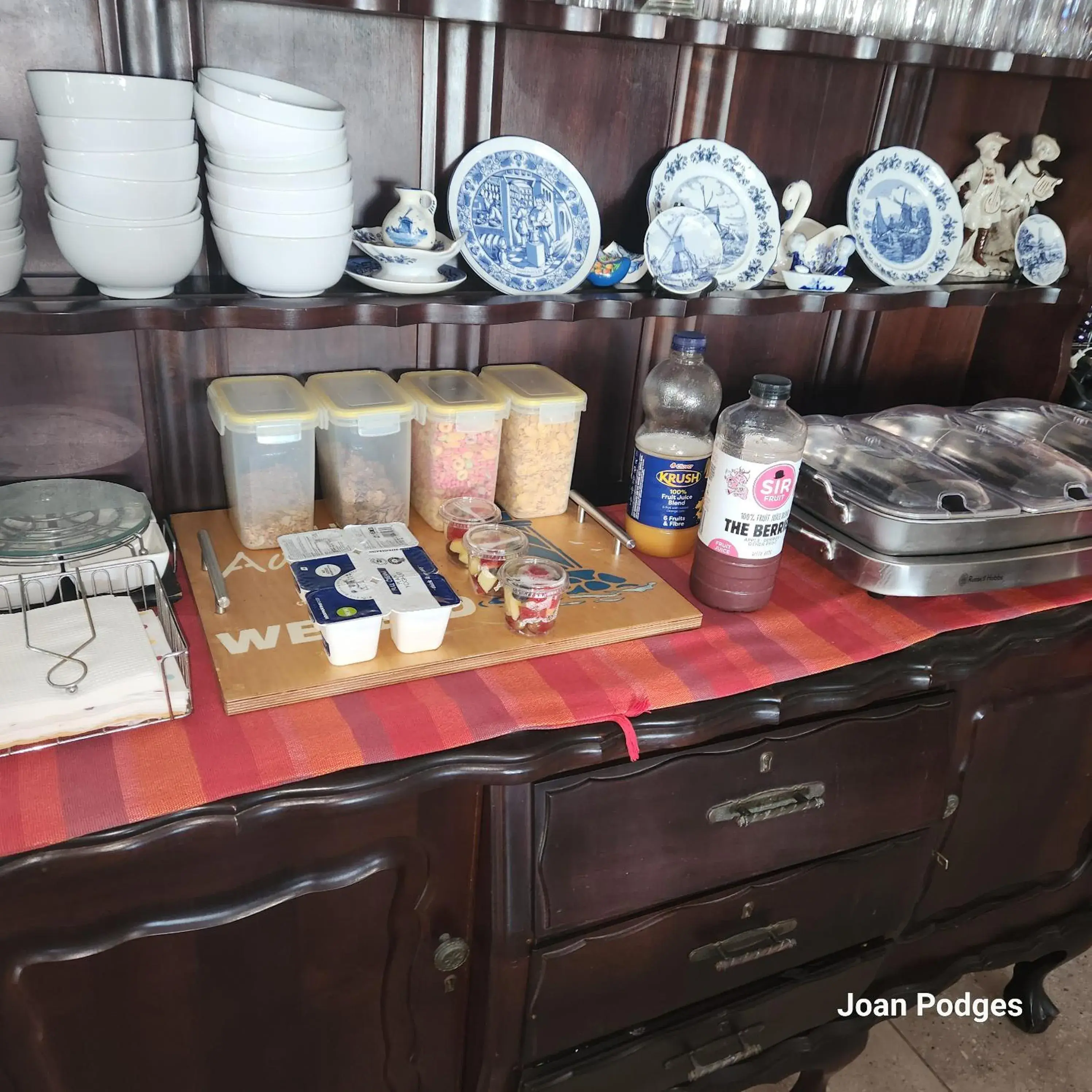 Food in Bon A Vie Self-catering and b&b Gonubie Full Solar Power, no load shedding! Food in Bon A Vie Self-catering and b&b Gonubie Full Solar Power, no load shedding!