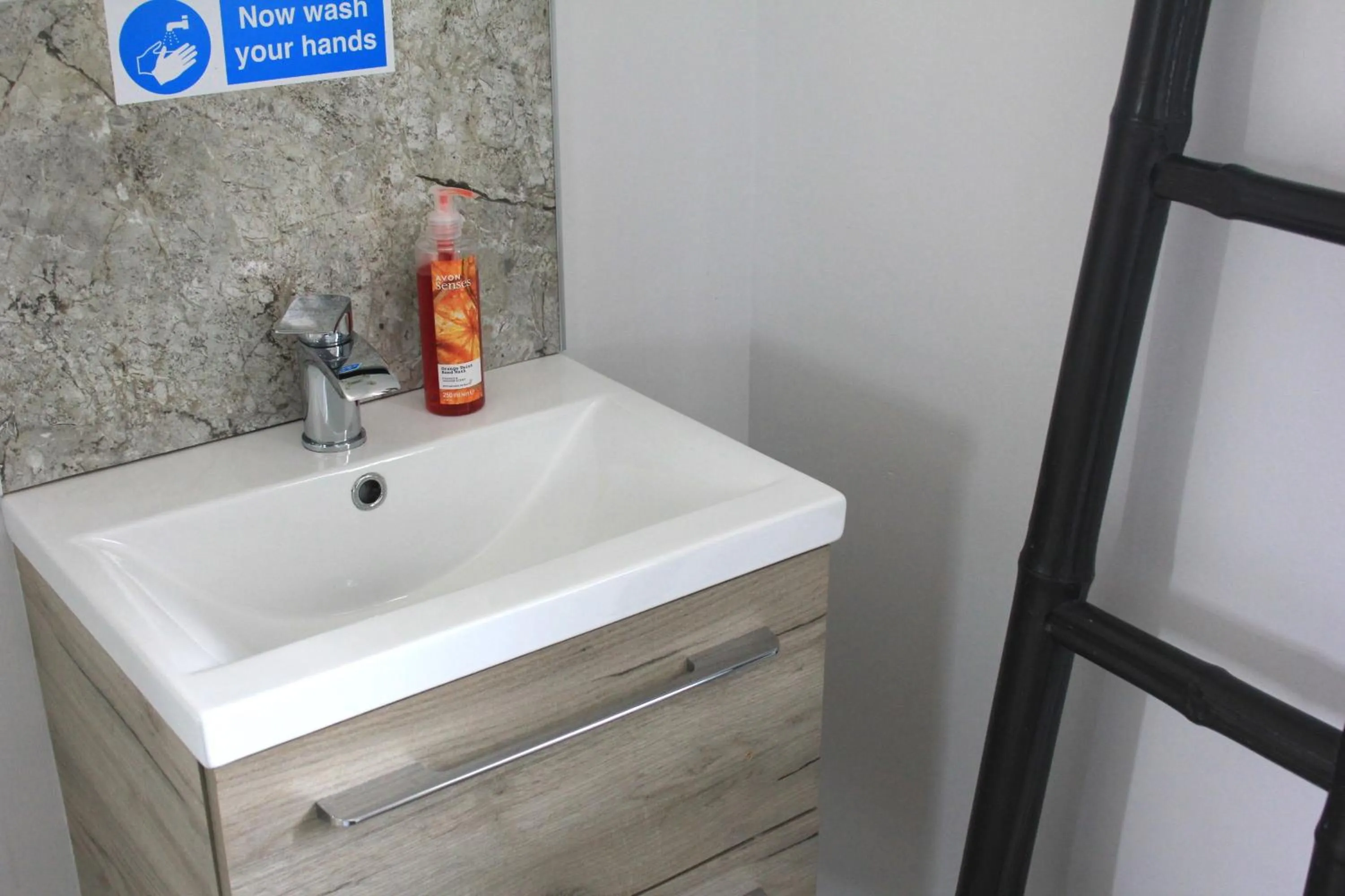 Bathroom in Cairnview Bed and Breakfast