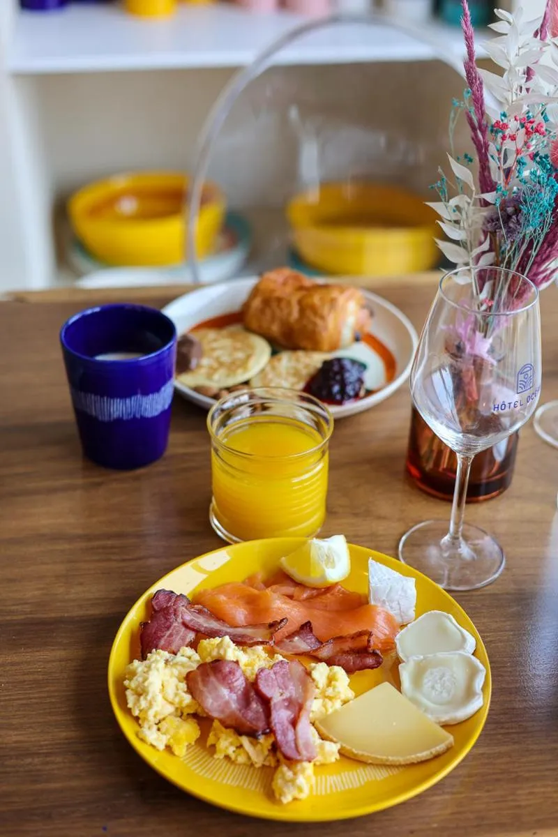 Continental breakfast in Hôtel Océan