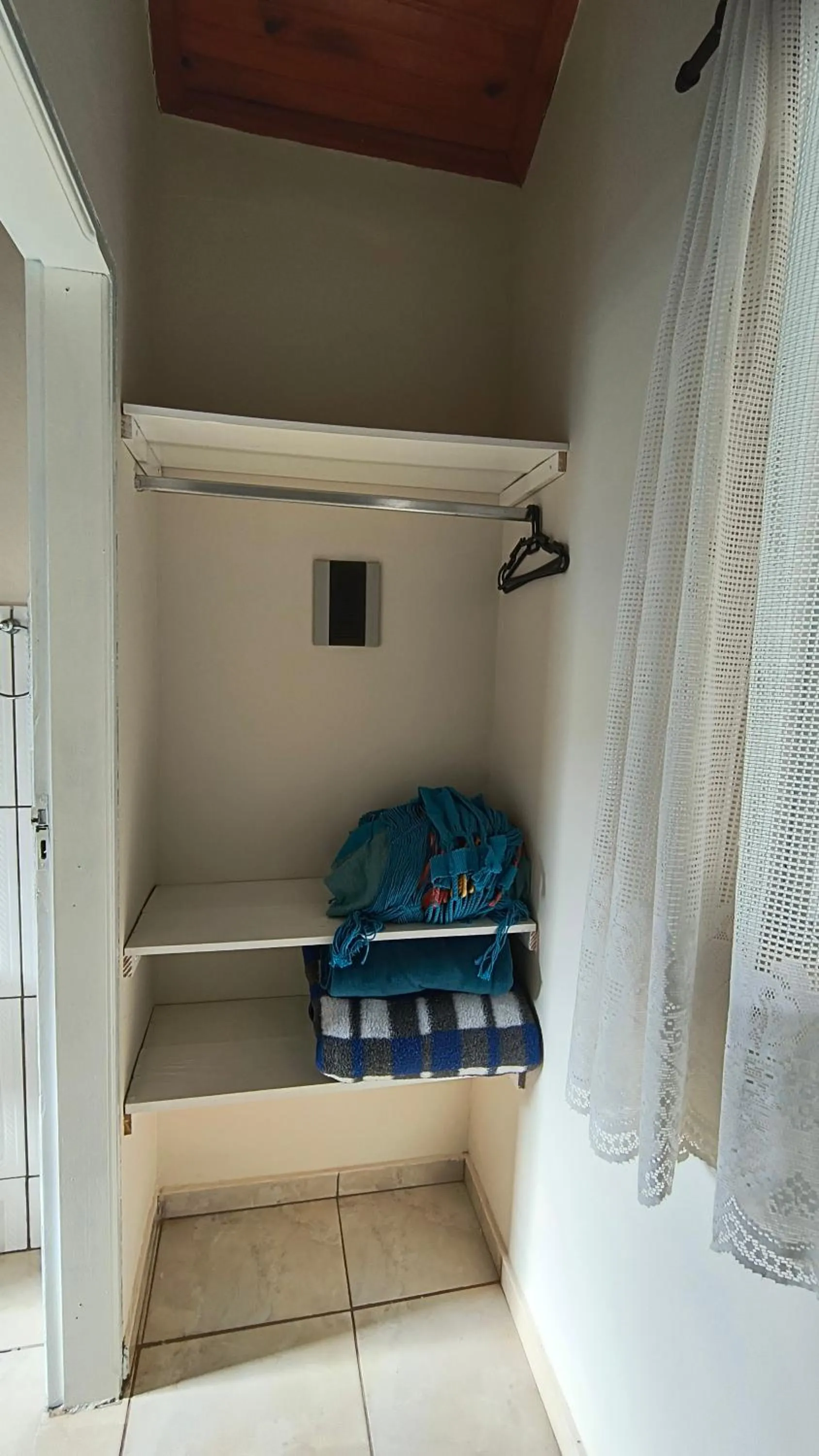 wardrobe, Bed in Pousada Recanto do Sossego
