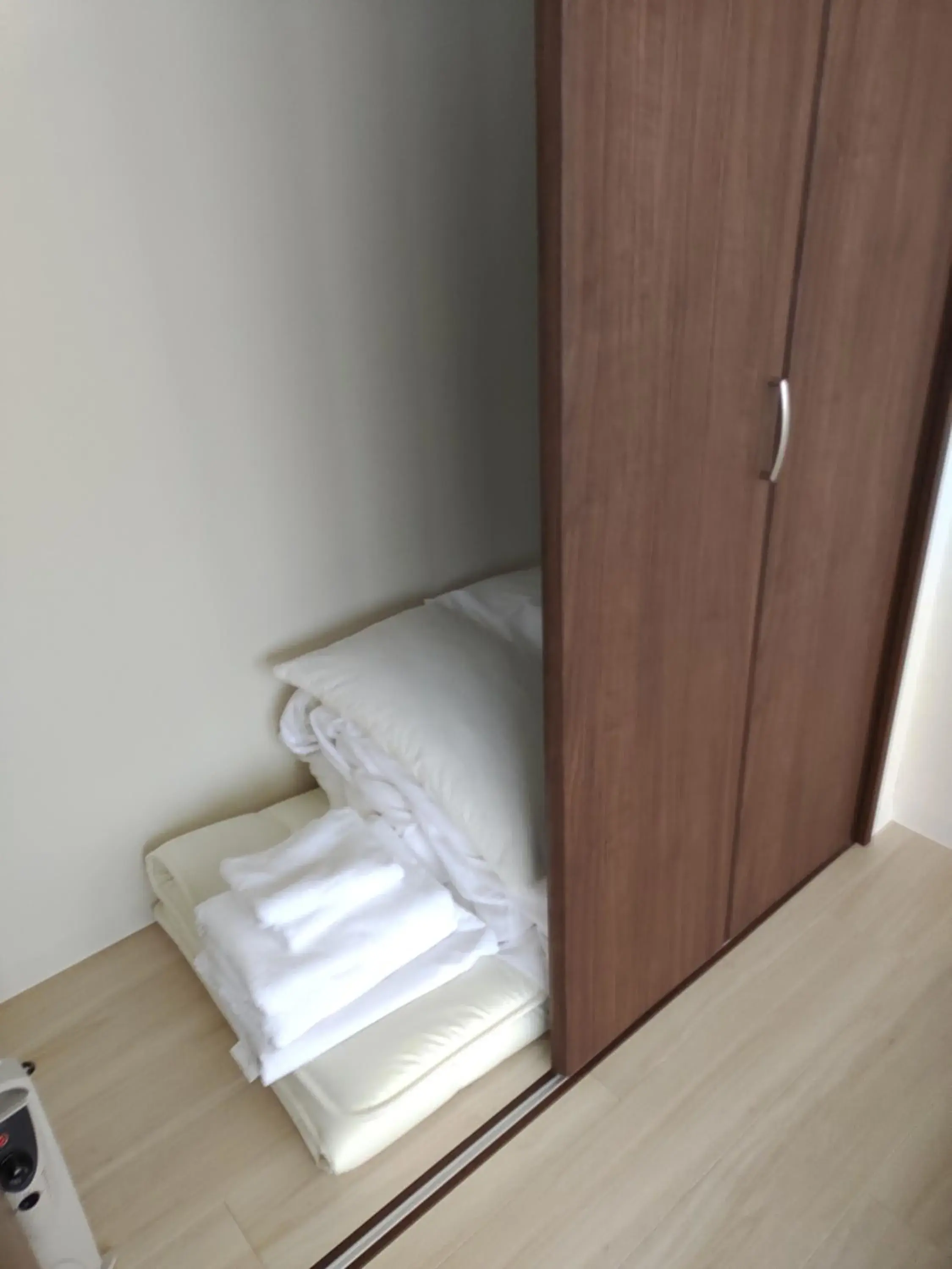 Other, Bed in Cozy and Convenient Royal heights Other, Bed in Cozy and Convenient Royal heights