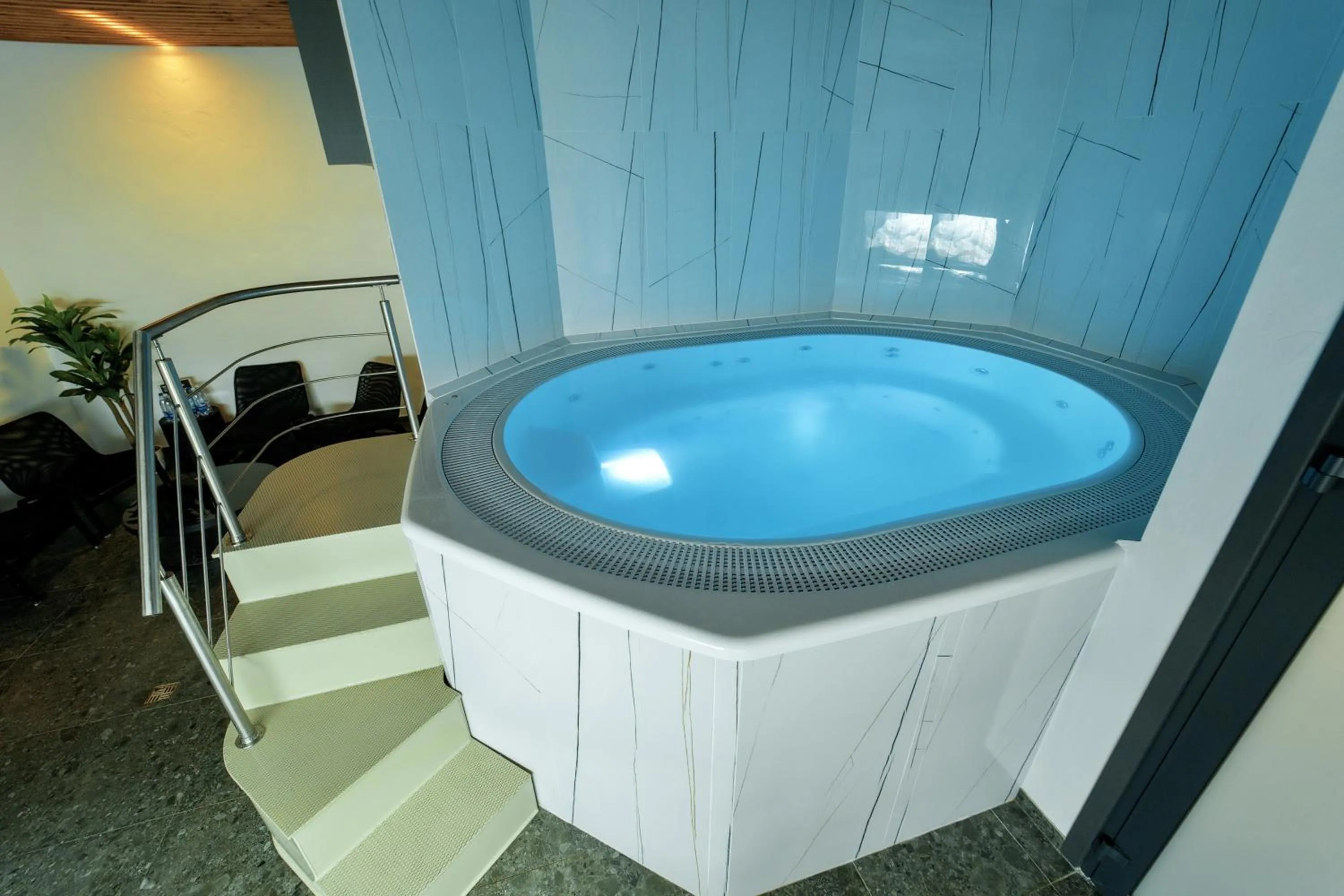 Hot Tub in Zaliakalnio terasos apartamentai