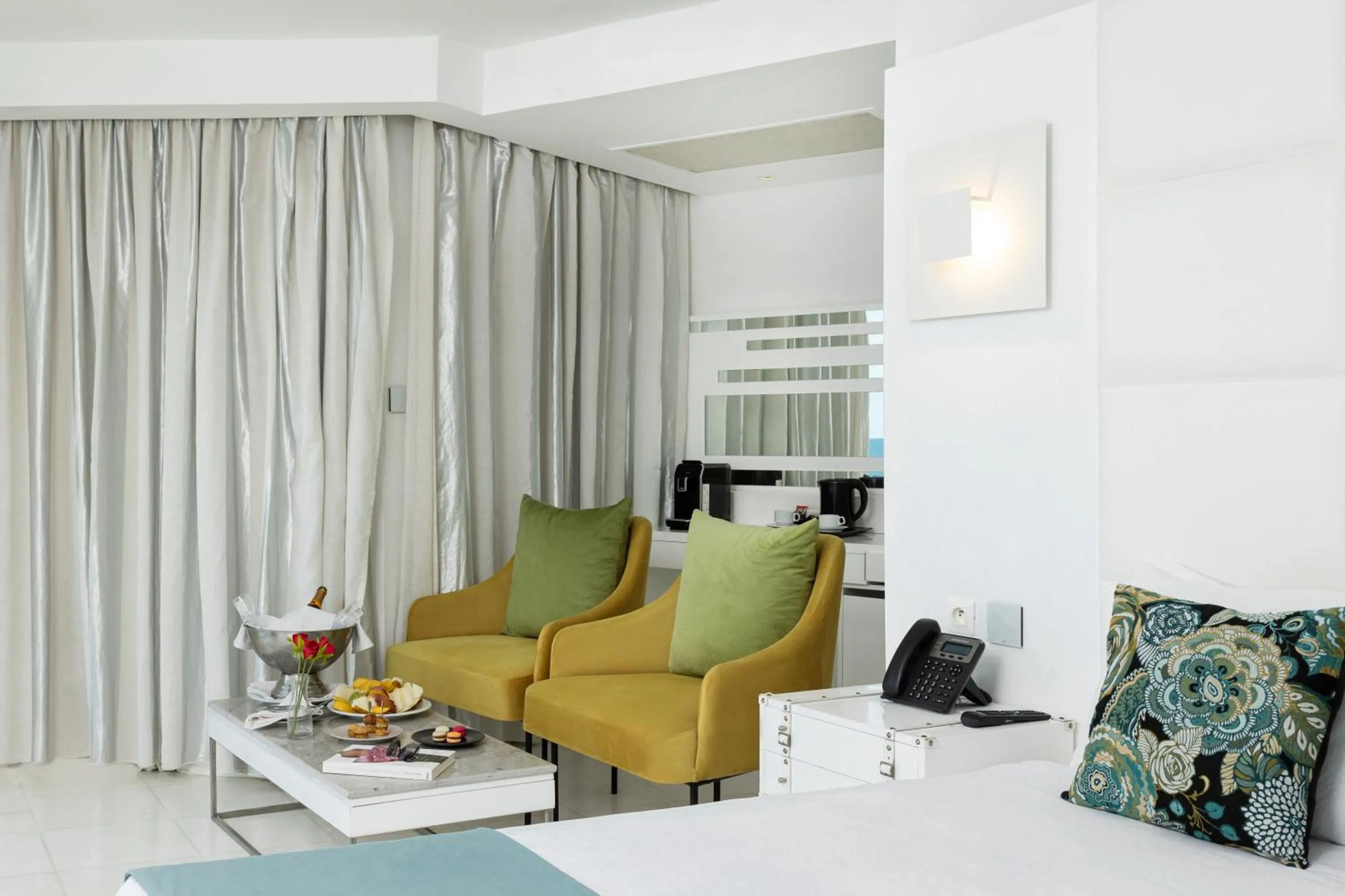 Living room in La Tour Blanche