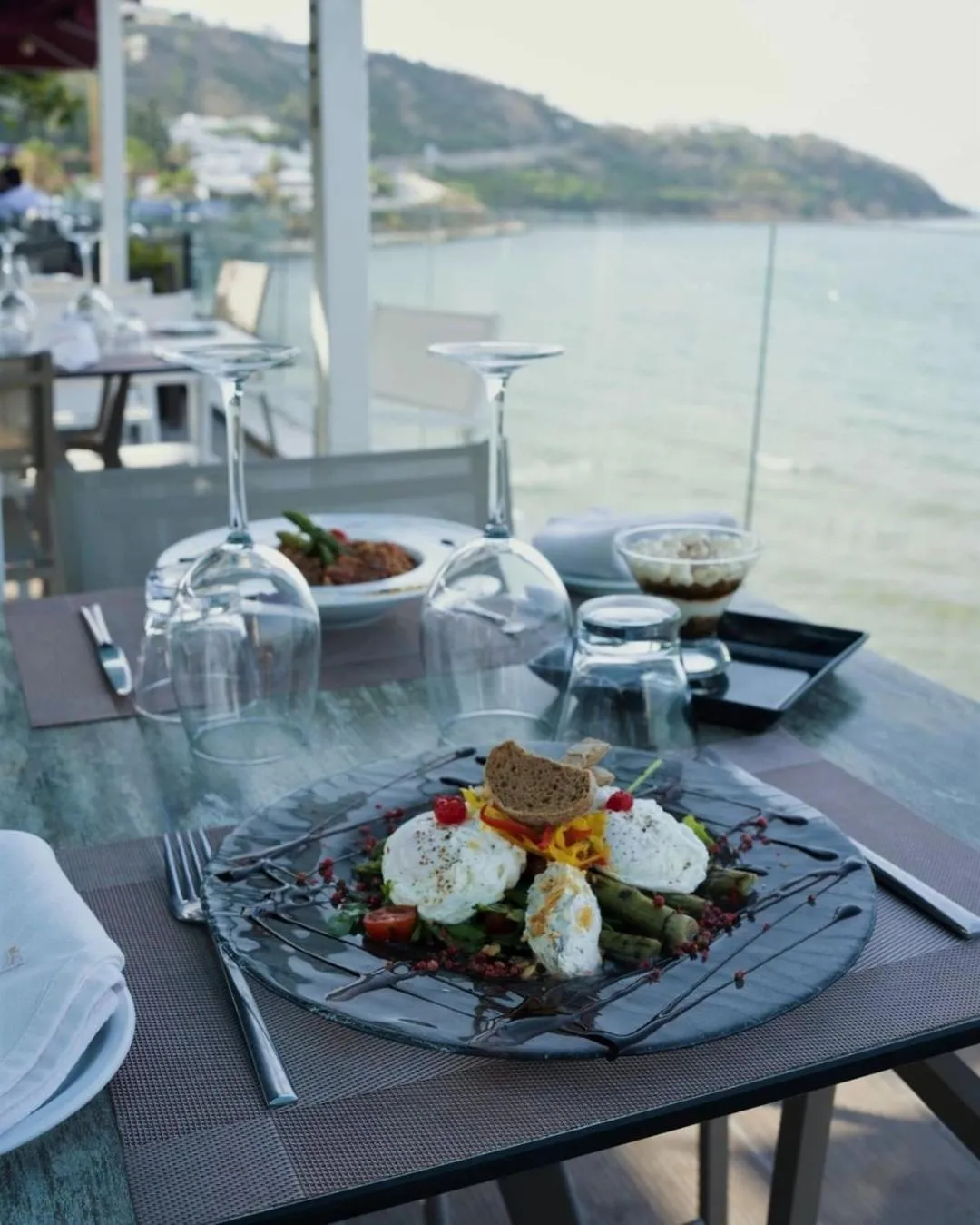 Restaurant/places to eat in La Tour Blanche