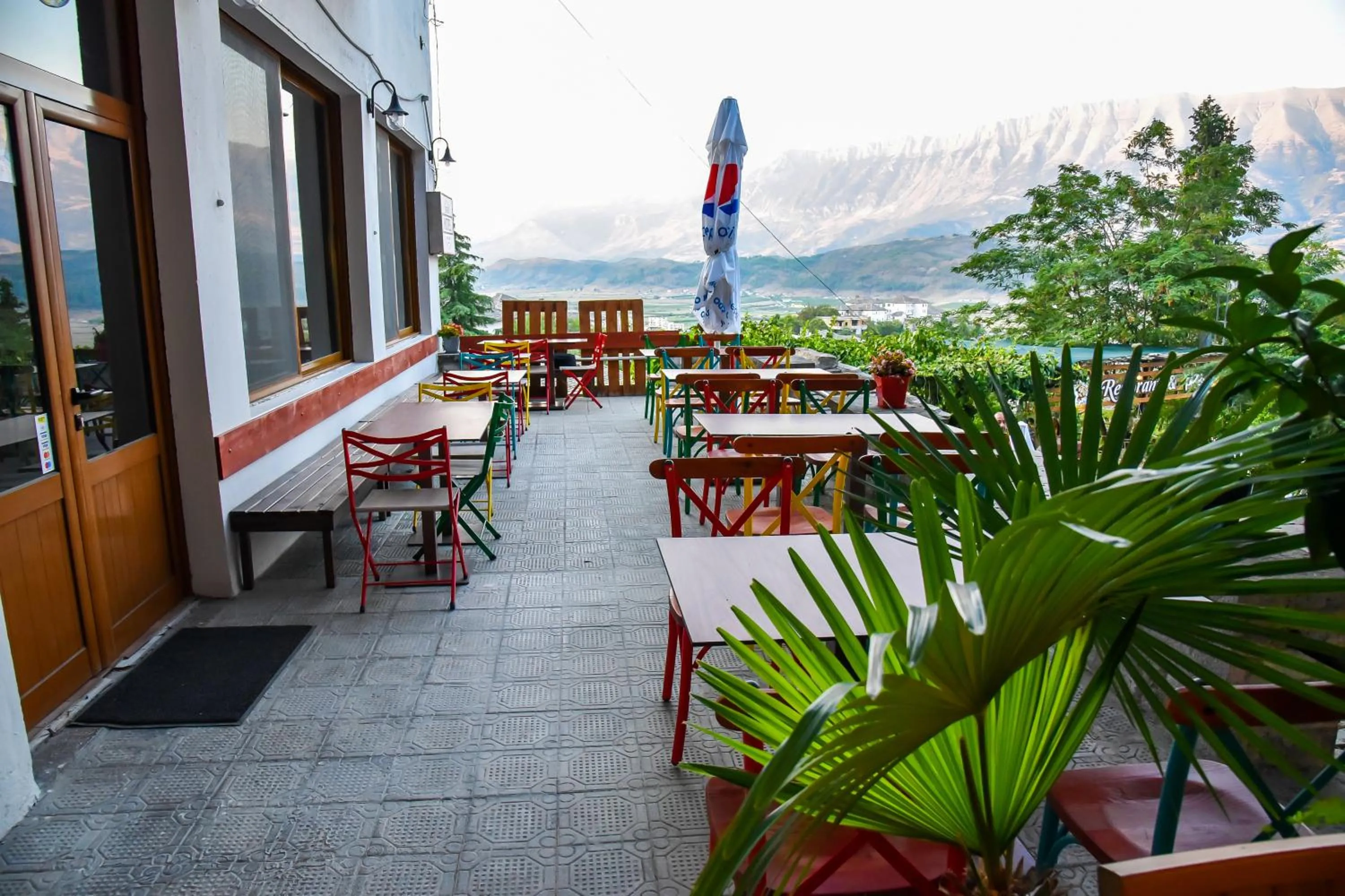Breakfast in Hotel Sofra