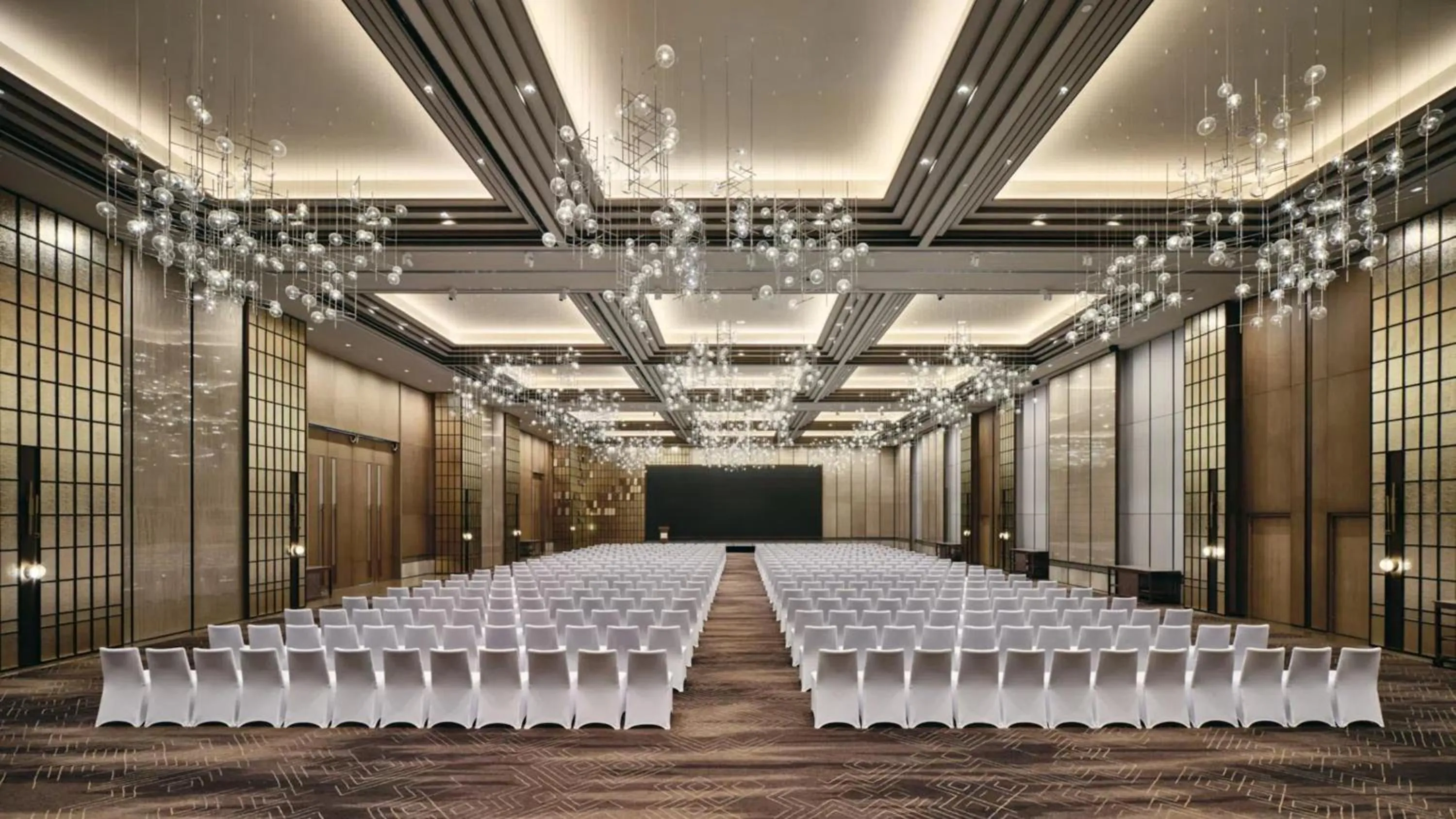 Meeting/conference room in InterContinental Xi'an North by IHG