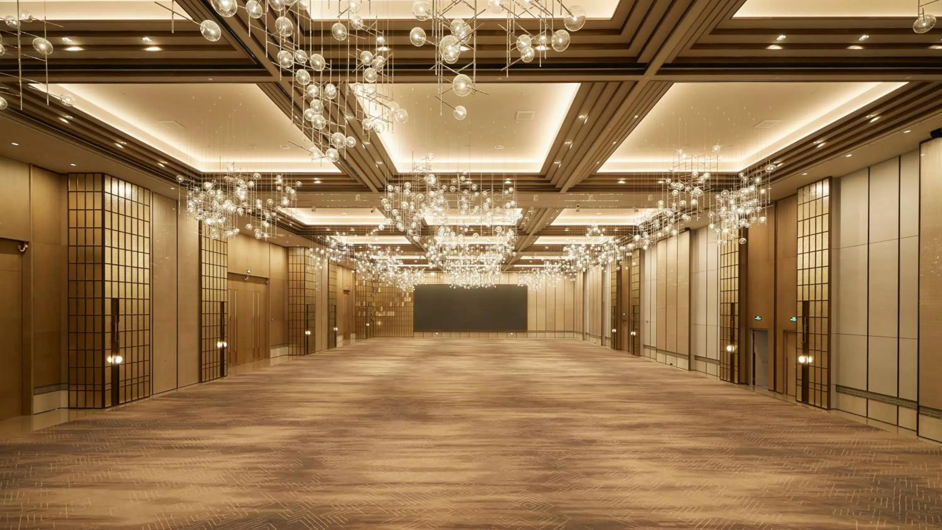 Lobby or reception in InterContinental Xi'an North by IHG