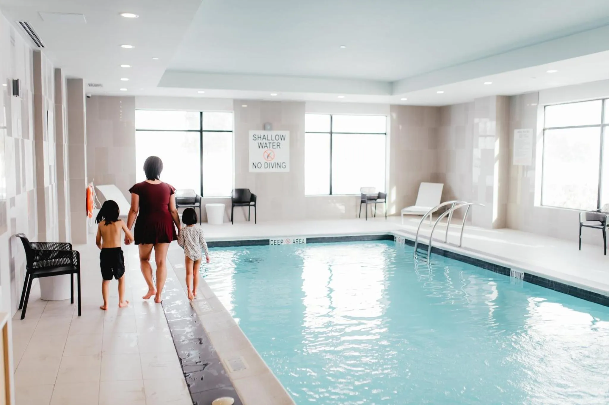 Swimming pool in Holiday Inn Express - Sarnia - Point Edward by IHG