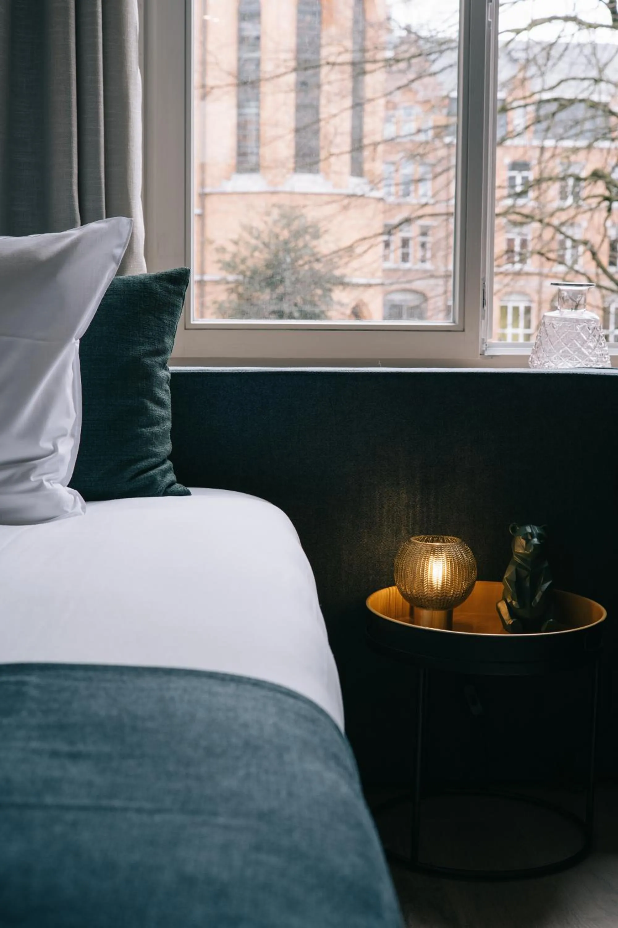 Bed in Getaway Studios Gent