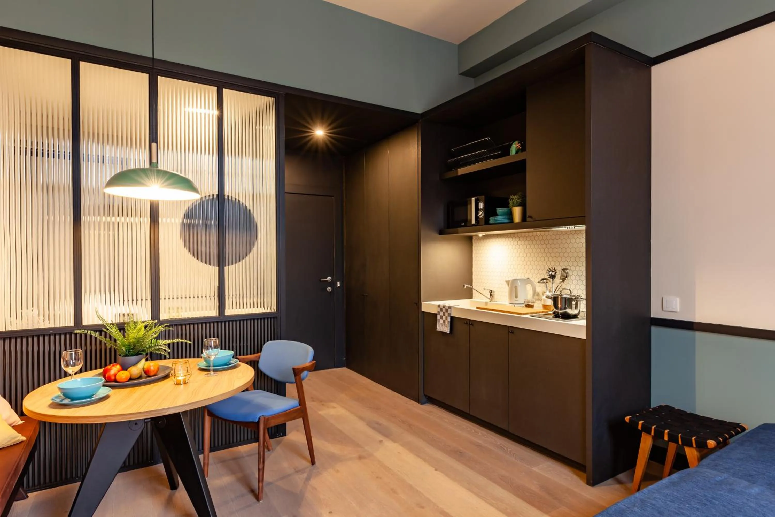 Kitchen or kitchenette in Getaway Studios Gent