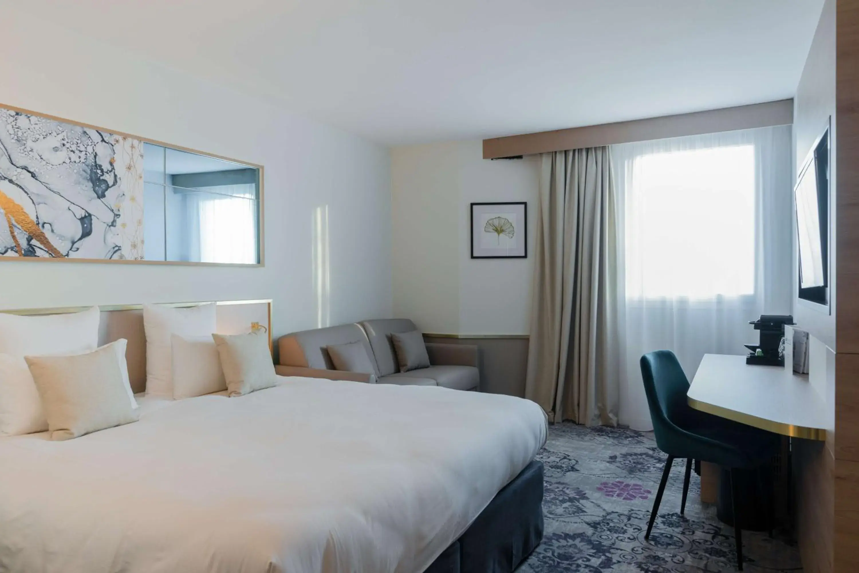 Bedroom, Bed in Brit Hotel Orléans St Jean de Braye - L'Antarès Bedroom, Bed in Brit Hotel Orléans St Jean de Braye - L'Antarès