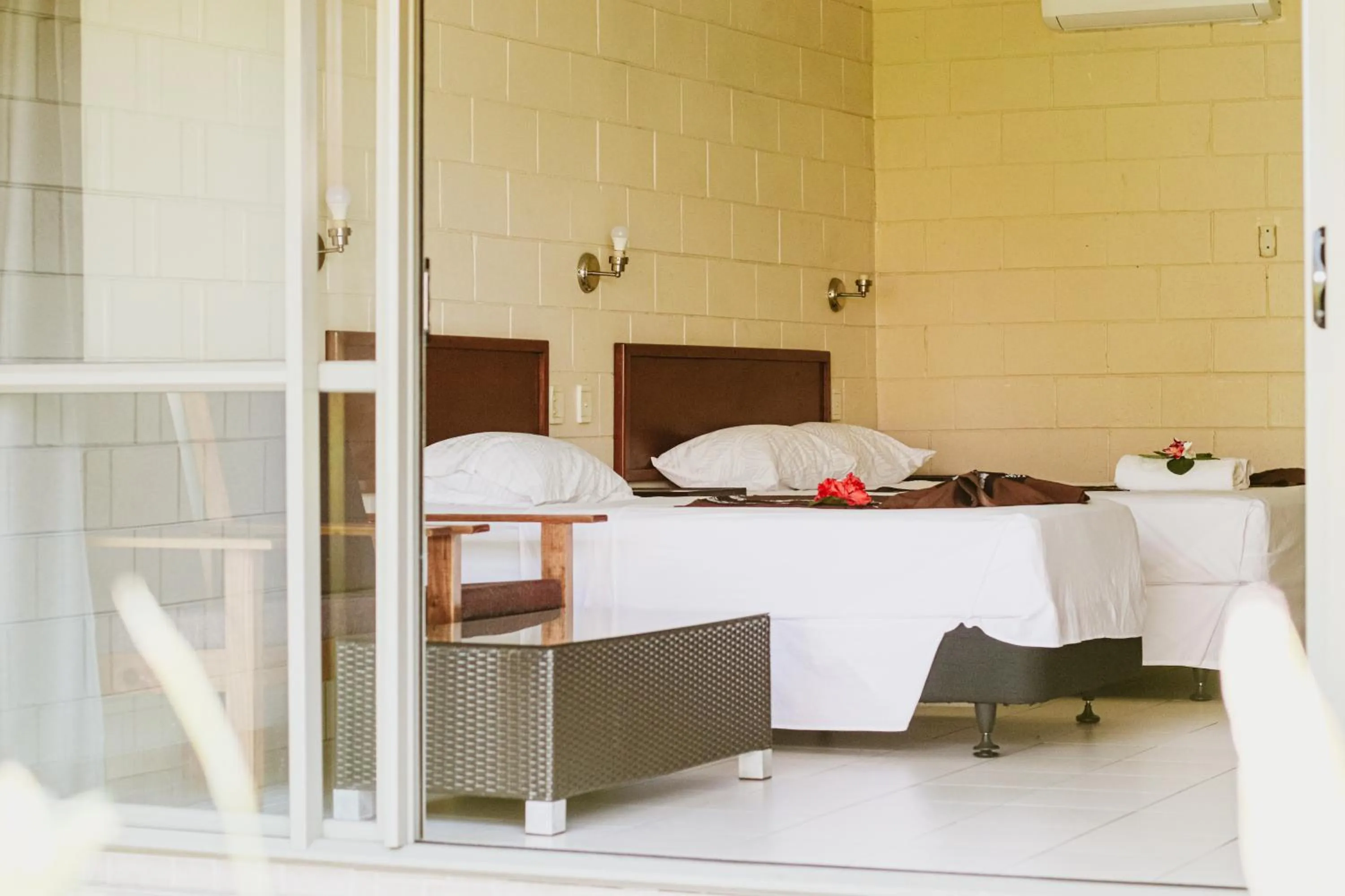 Bed in Hotel Millenia Samoa