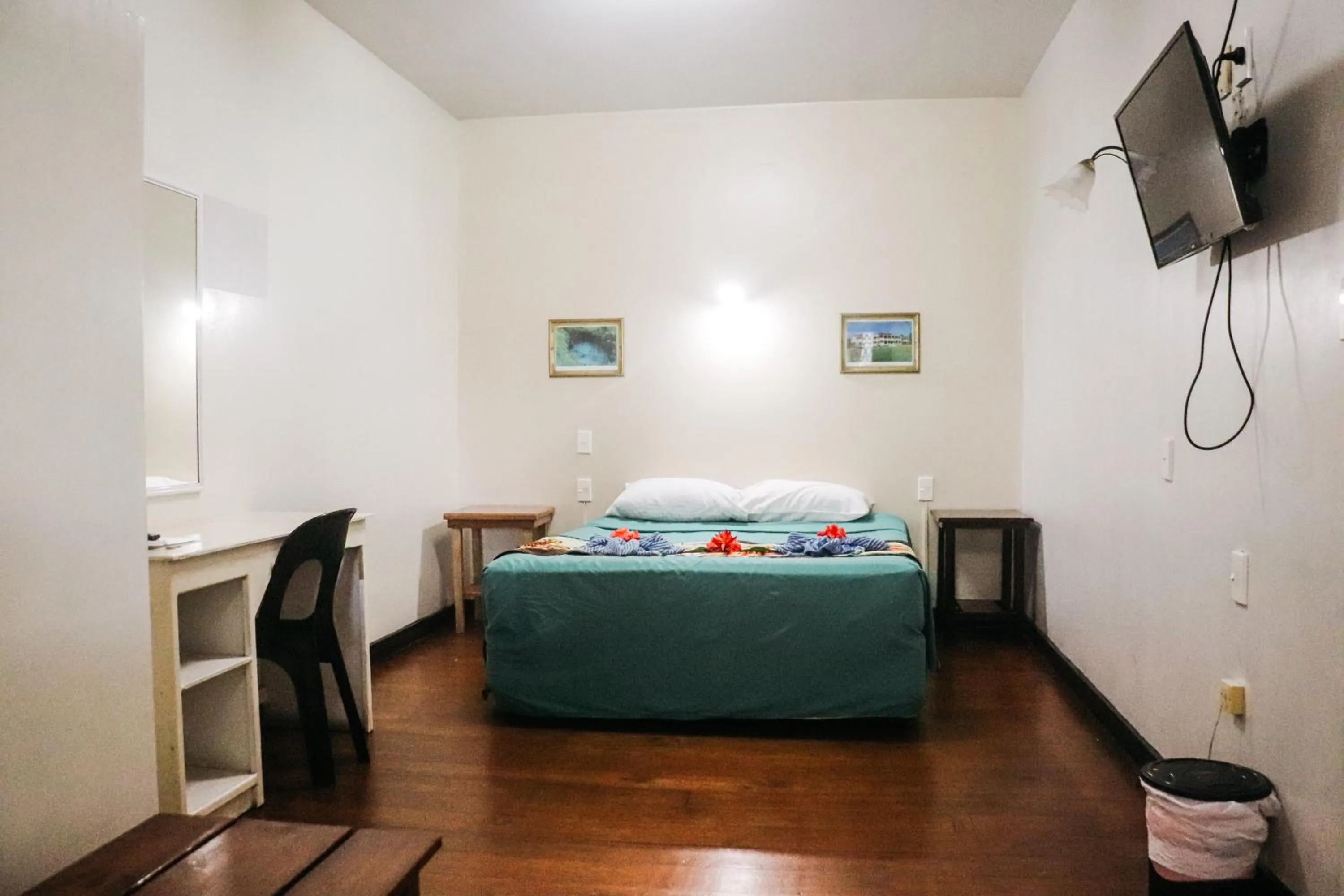 Bed in Hotel Millenia Samoa