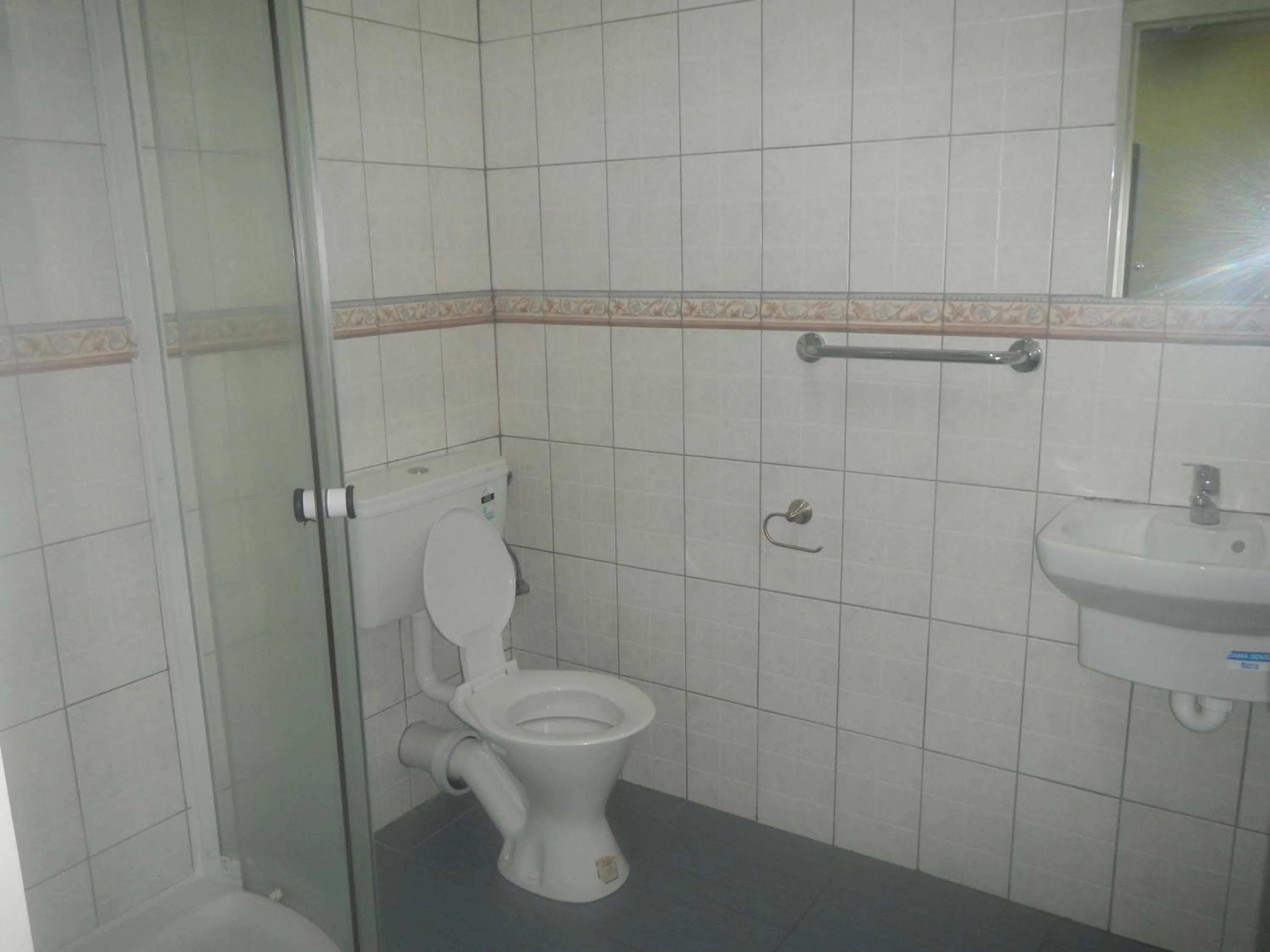 Standard Double Room in Hotel Millenia Samoa