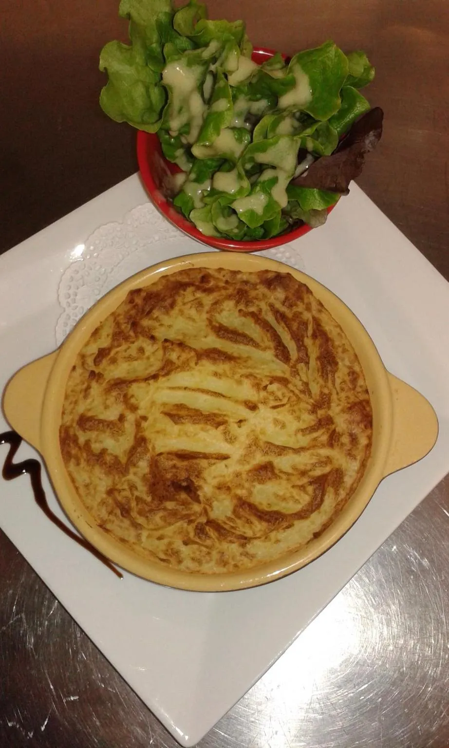 Food close-up in The Originals City, Hôtel Alizéa, Le Mans Nord