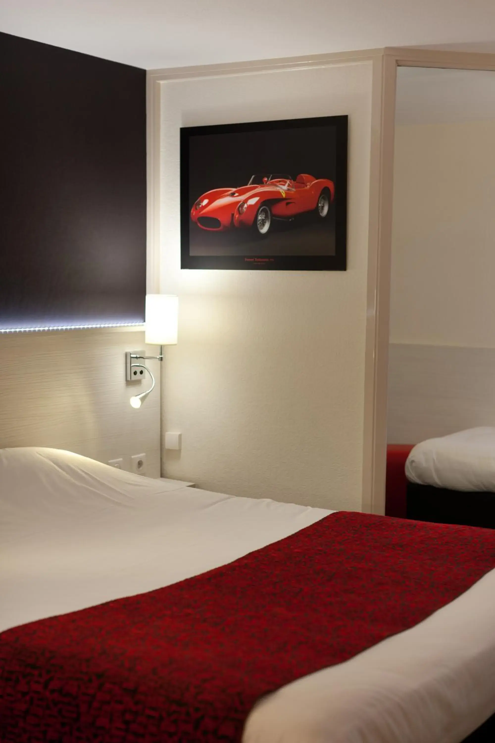 Bedroom, Bed in The Originals City, Hôtel Alizéa, Le Mans Nord Bedroom, Bed in The Originals City, Hôtel Alizéa, Le Mans Nord