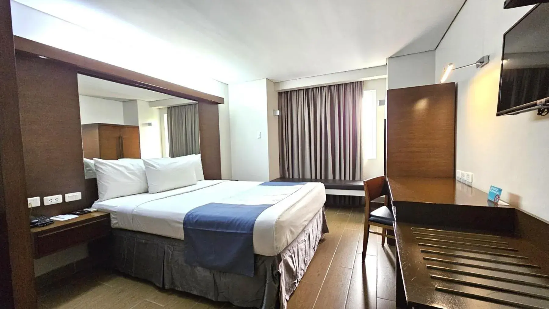 Bed in Microtel by Wyndham Acropolis Bed in Microtel by Wyndham Acropolis