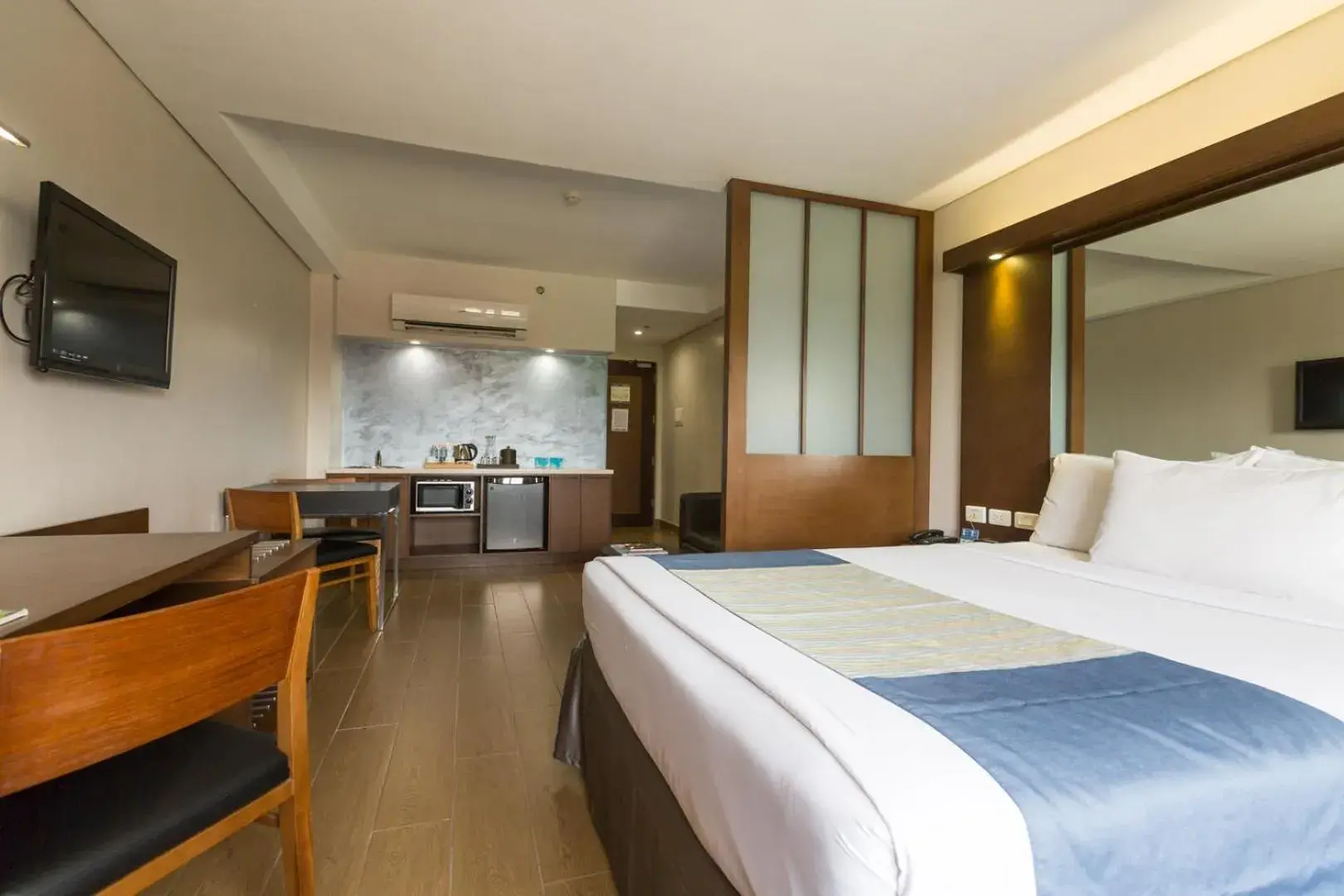 Bedroom, Bed in Microtel by Wyndham Acropolis Bedroom, Bed in Microtel by Wyndham Acropolis
