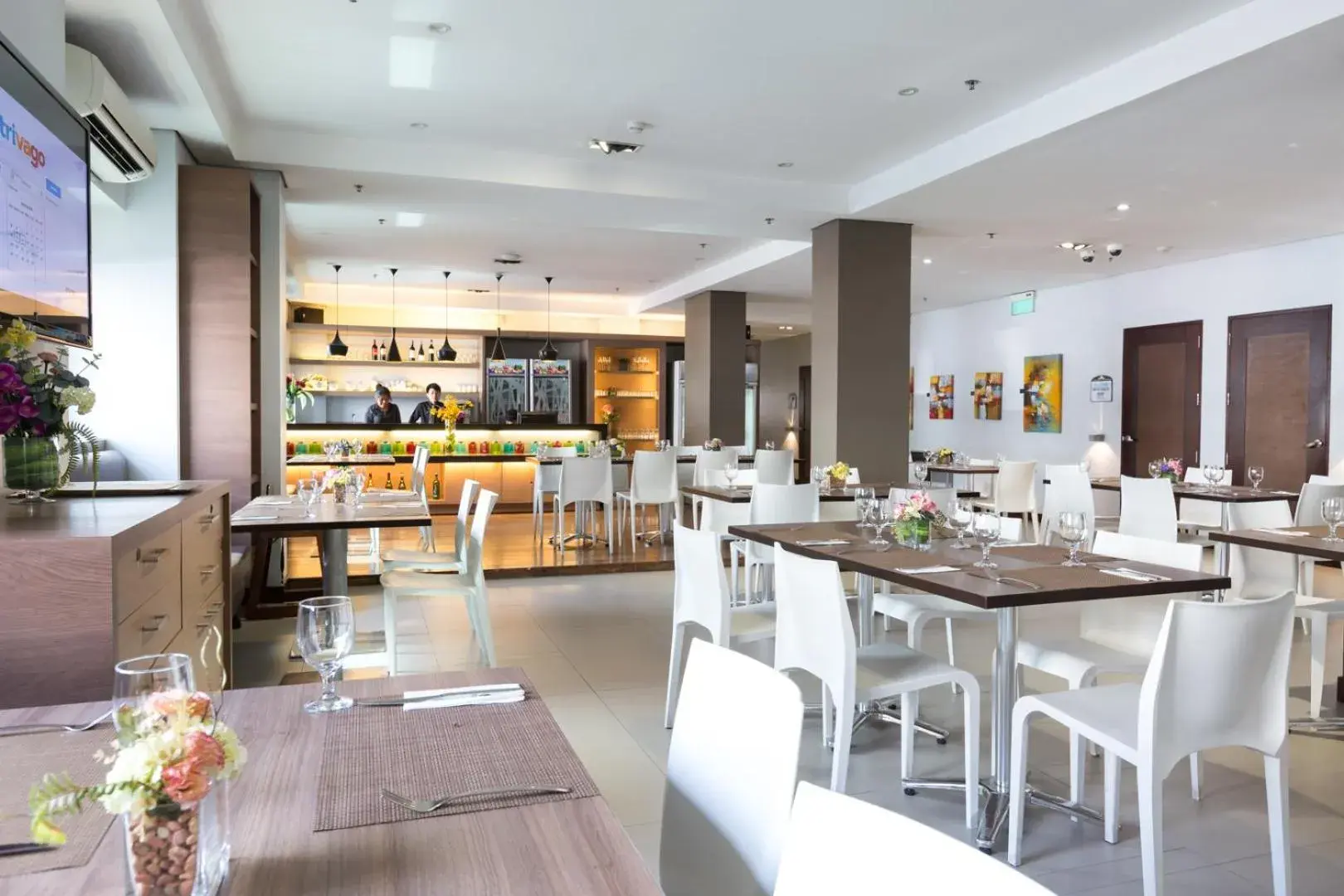 Restaurant/places to eat in Microtel by Wyndham Acropolis Restaurant/places to eat in Microtel by Wyndham Acropolis