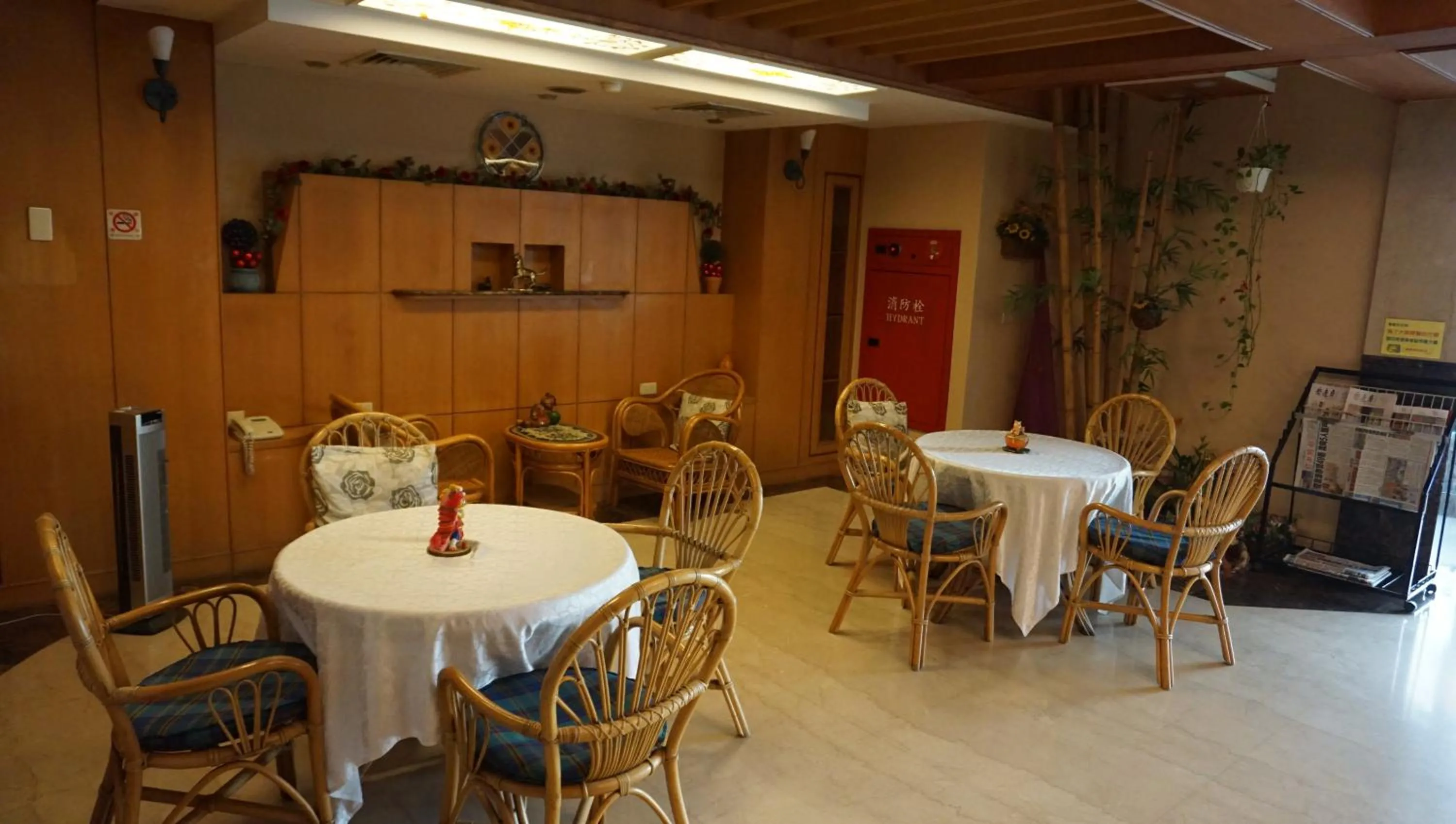 Lobby or reception in 金馬大飯店 Riverside Hotel