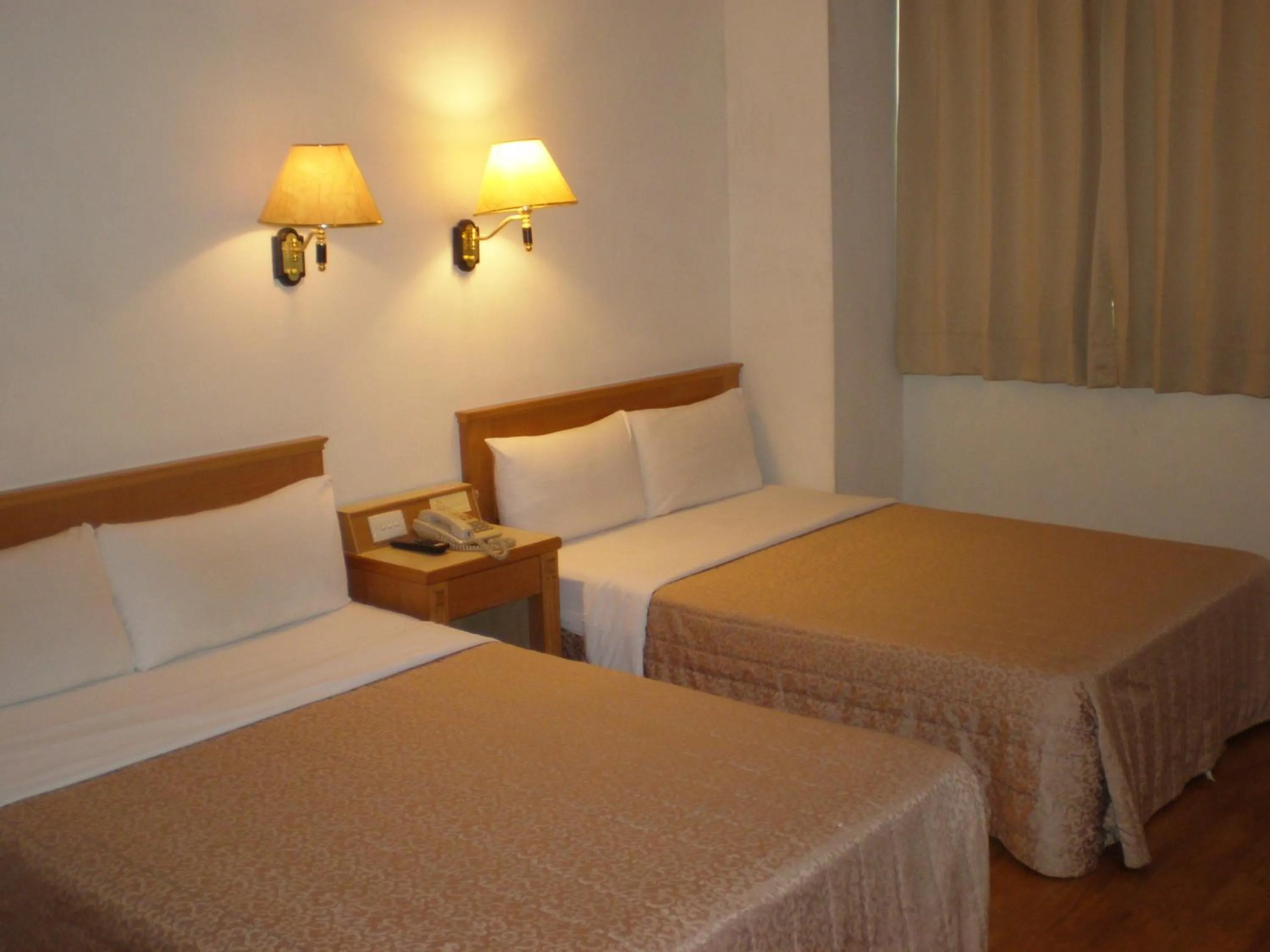 Photo of the whole room, Bed in 金馬大飯店 Riverside Hotel