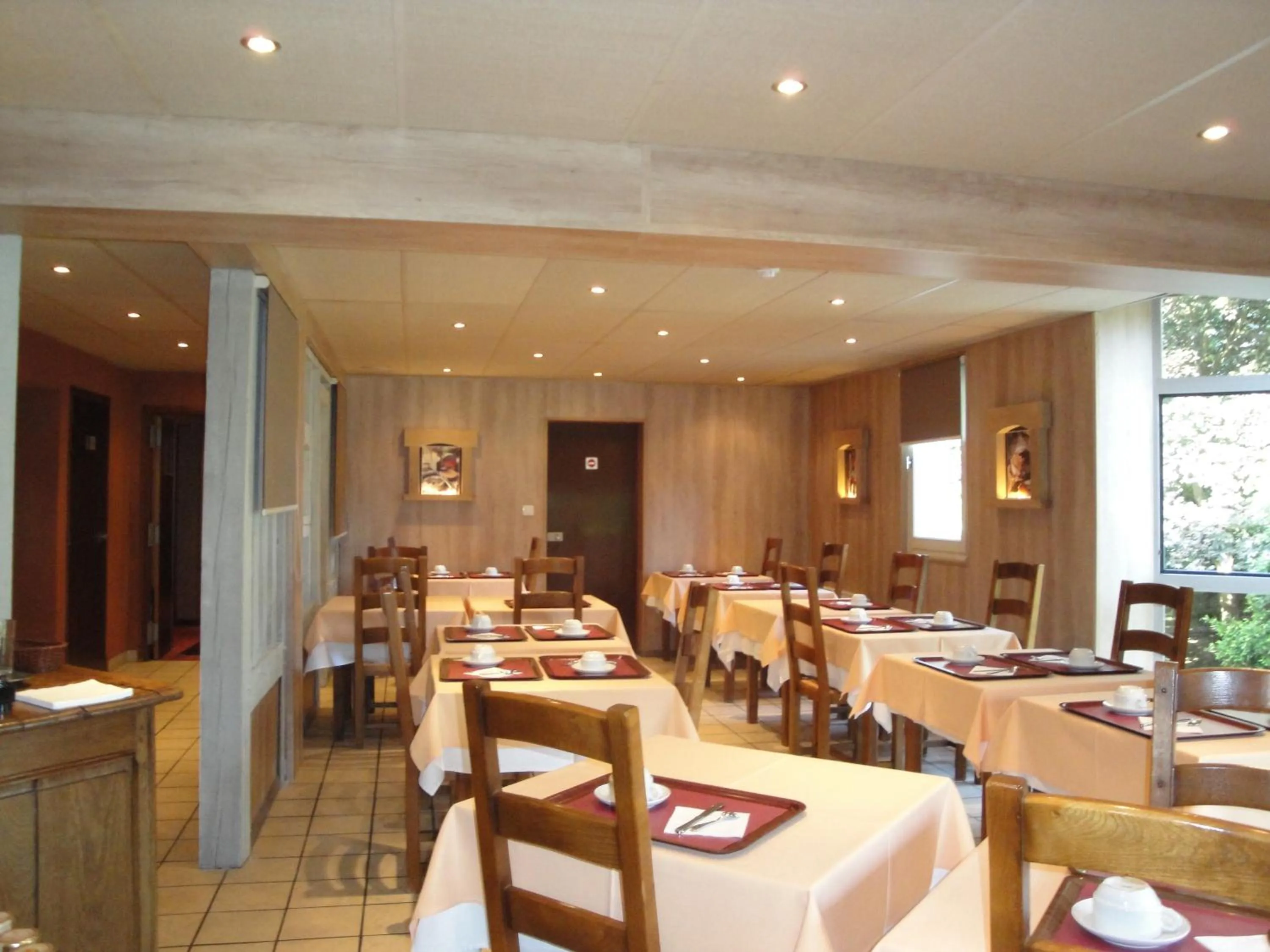 Restaurant/places to eat in Hotel Le Drakkar
