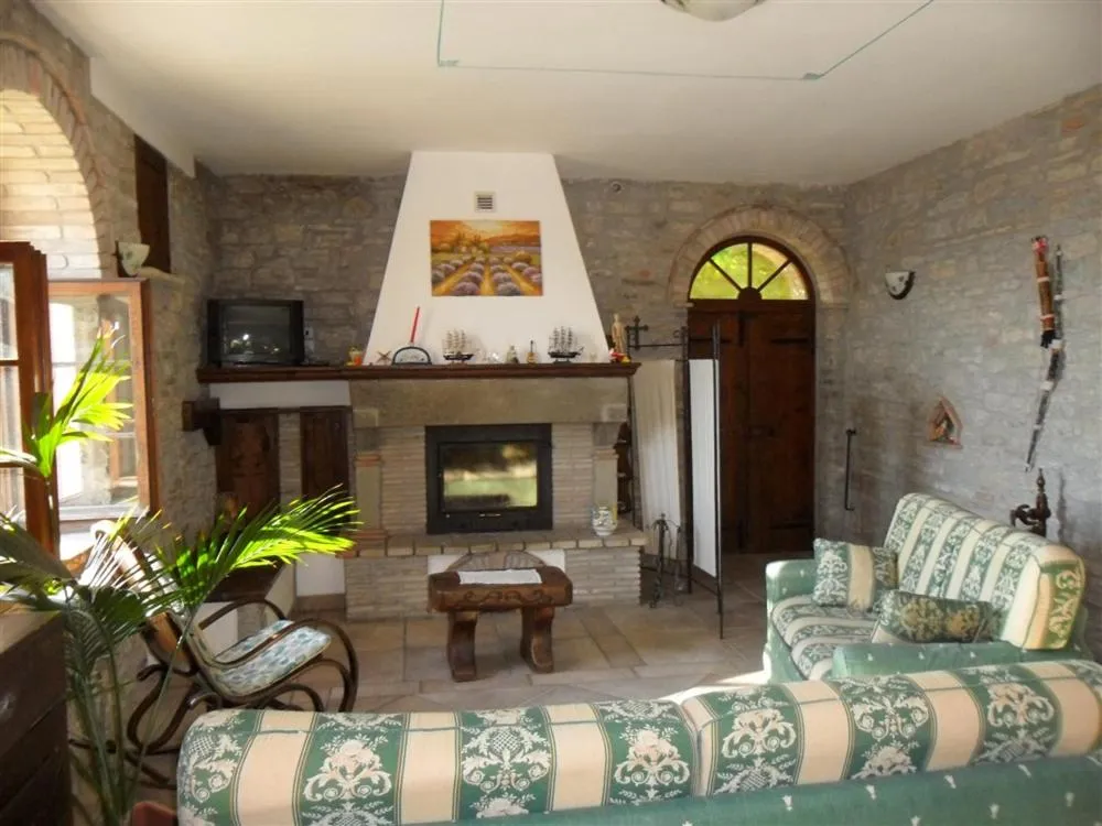 Living room in La Cinci Allegra