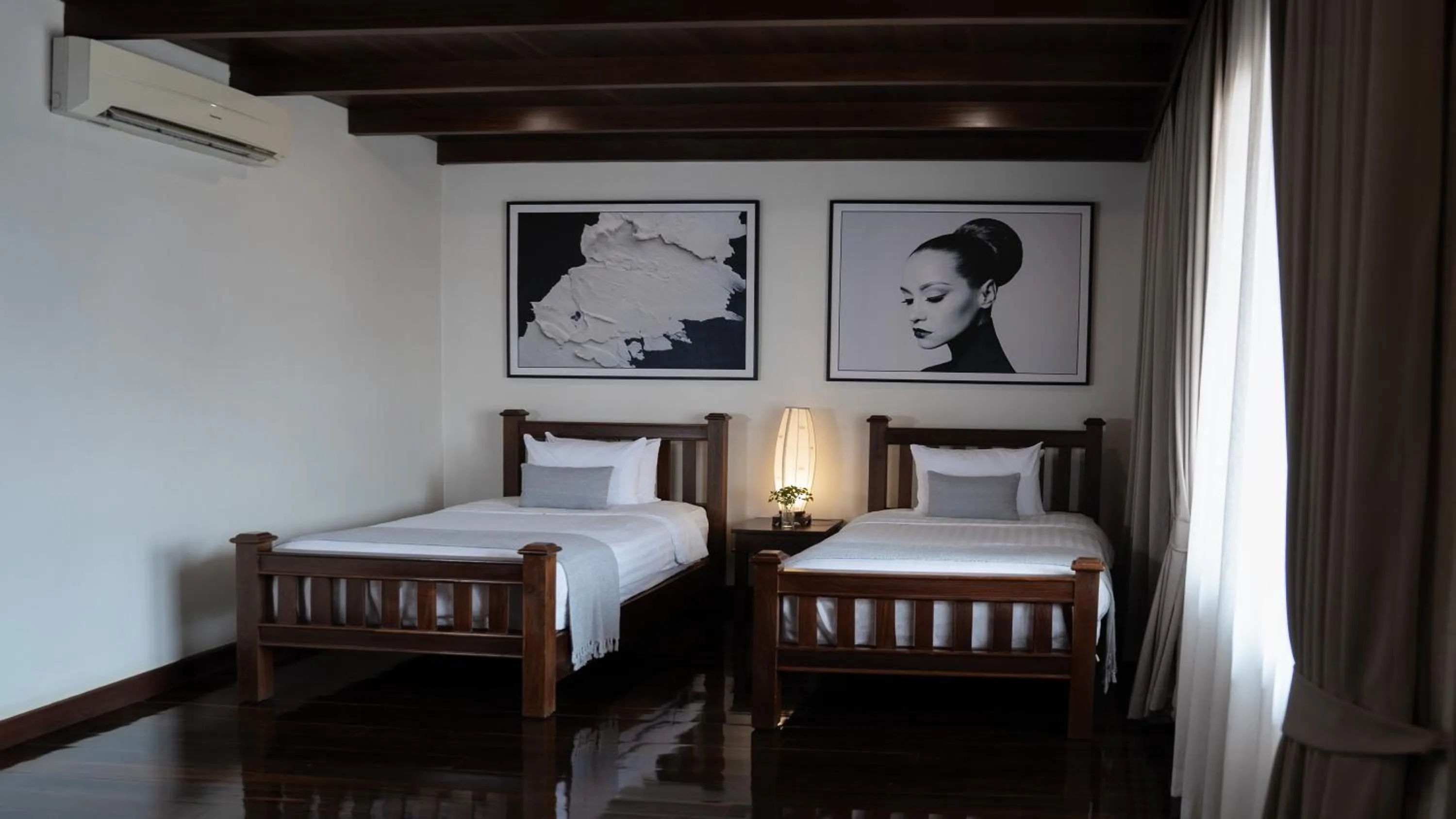 Bedroom, Bed in Athena Hotel