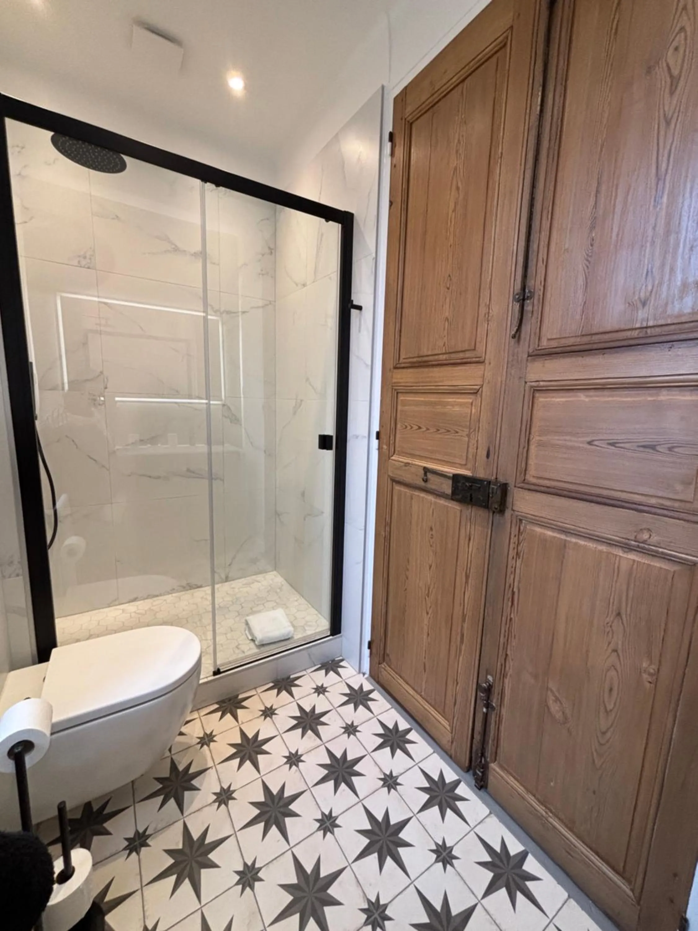 Shower in Château de Saint-Girons - Luxury Guest House in Provence