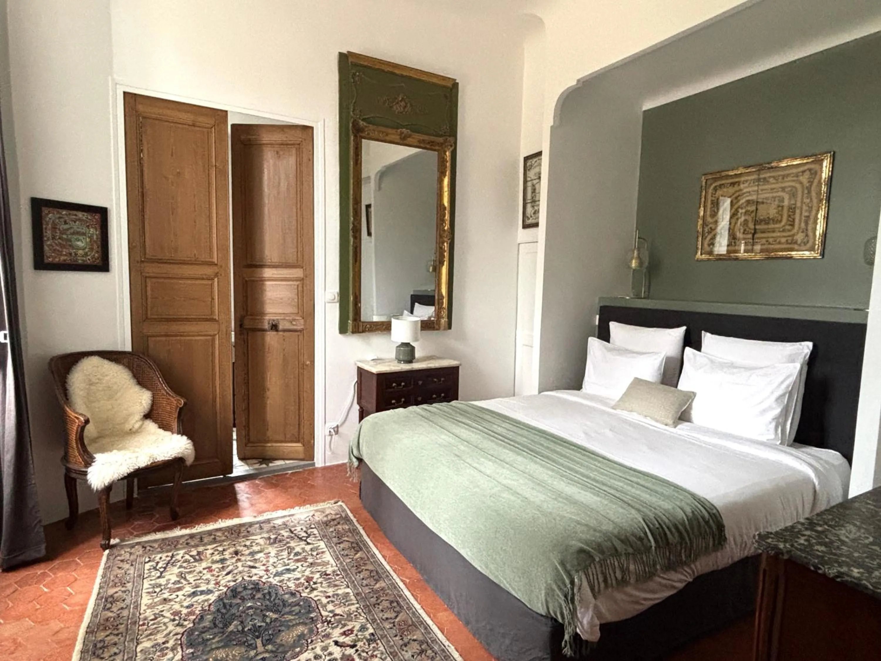 Bed in Château de Saint-Girons - Luxury Guest House in Provence