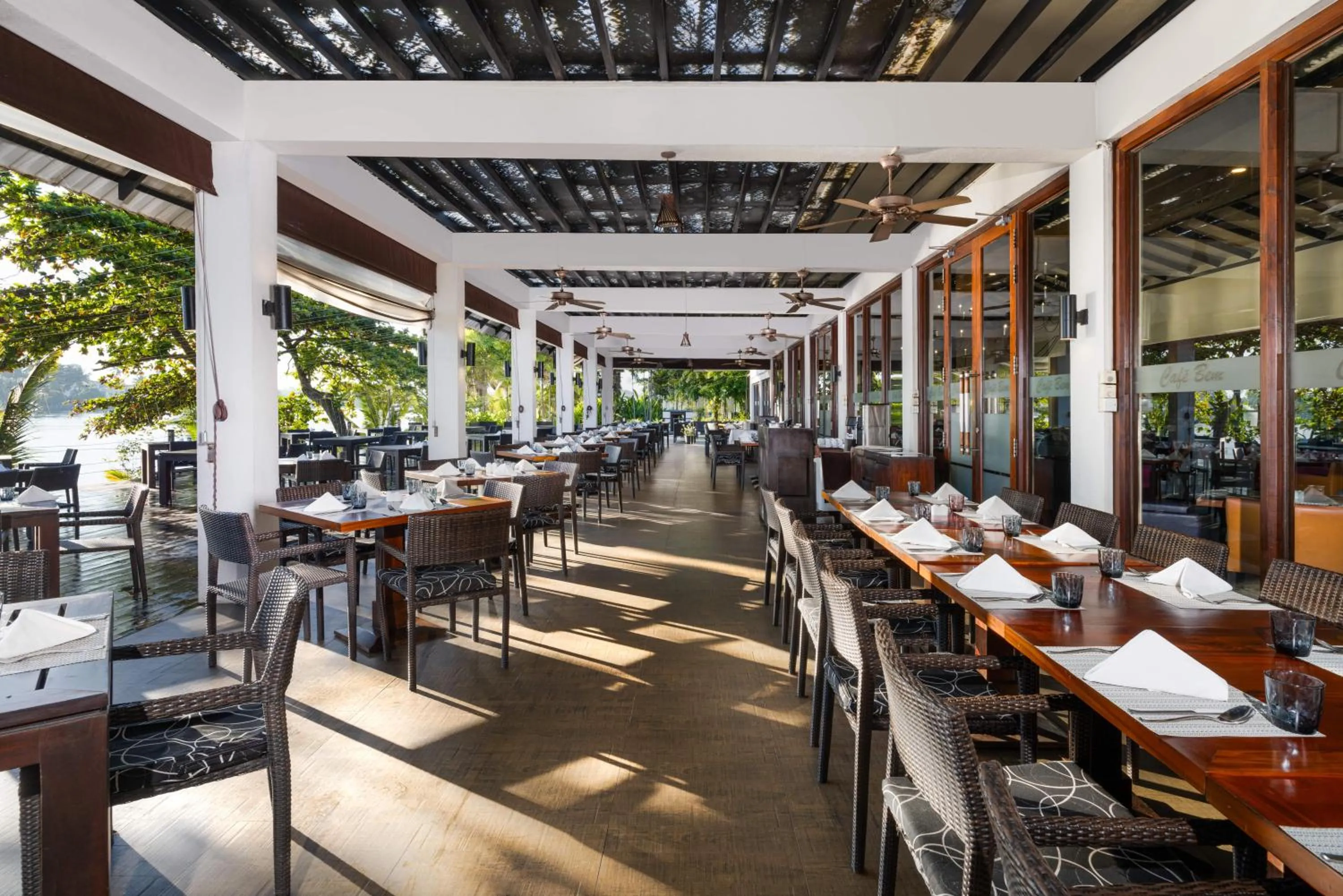 Restaurant/places to eat in NH Bentota Ceysands Resort