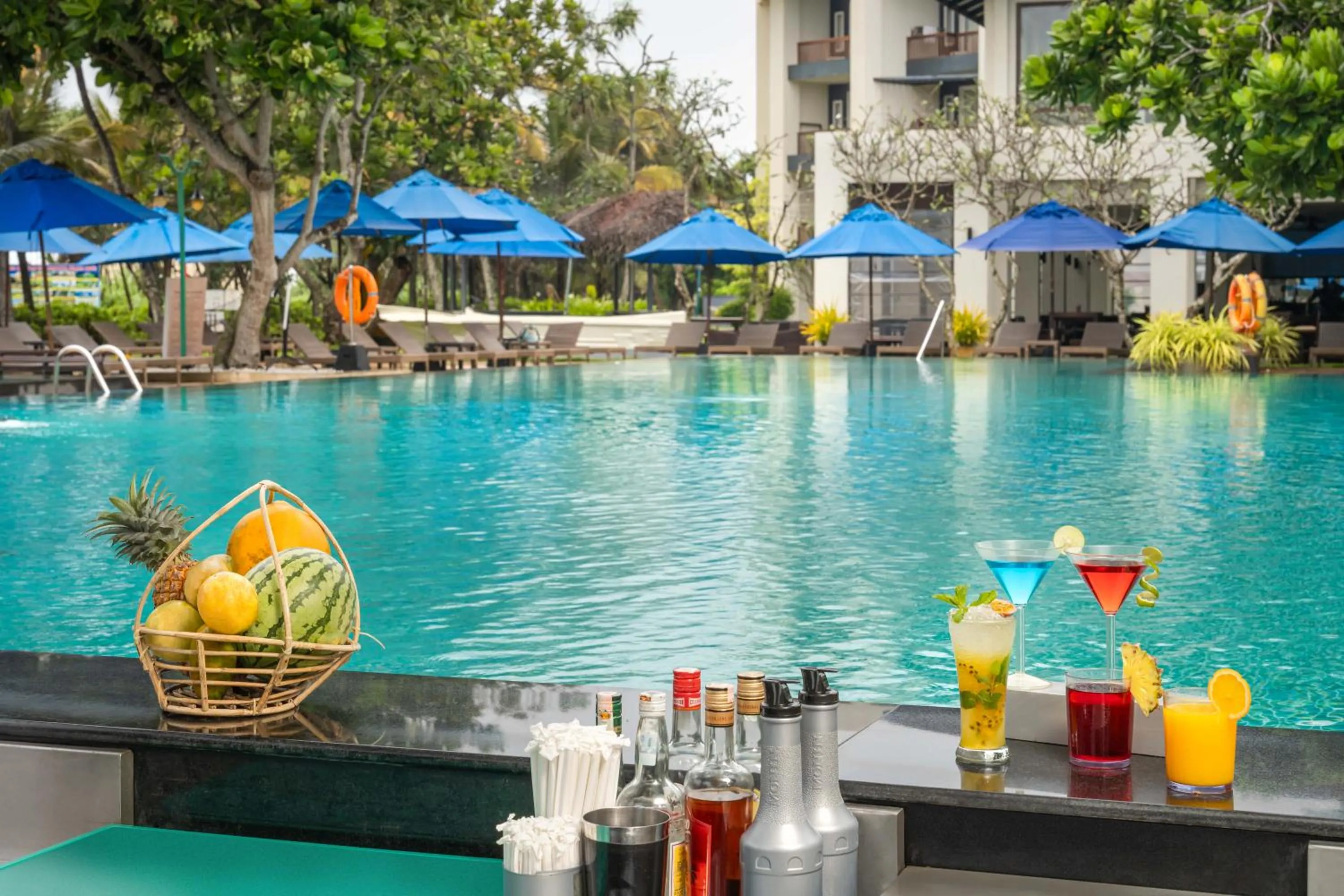 Lounge or bar in NH Bentota Ceysands Resort