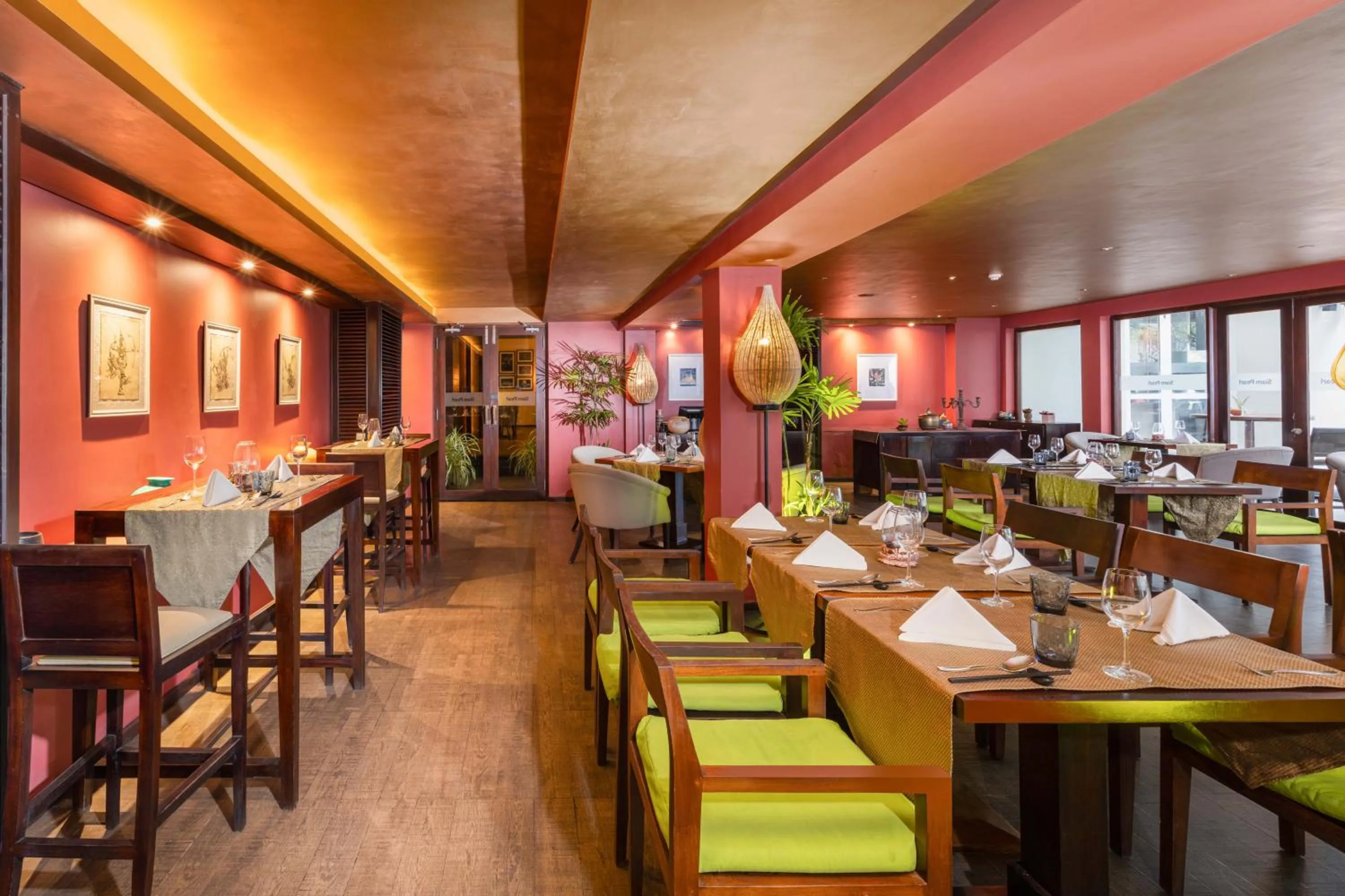 Restaurant/places to eat in NH Bentota Ceysands Resort