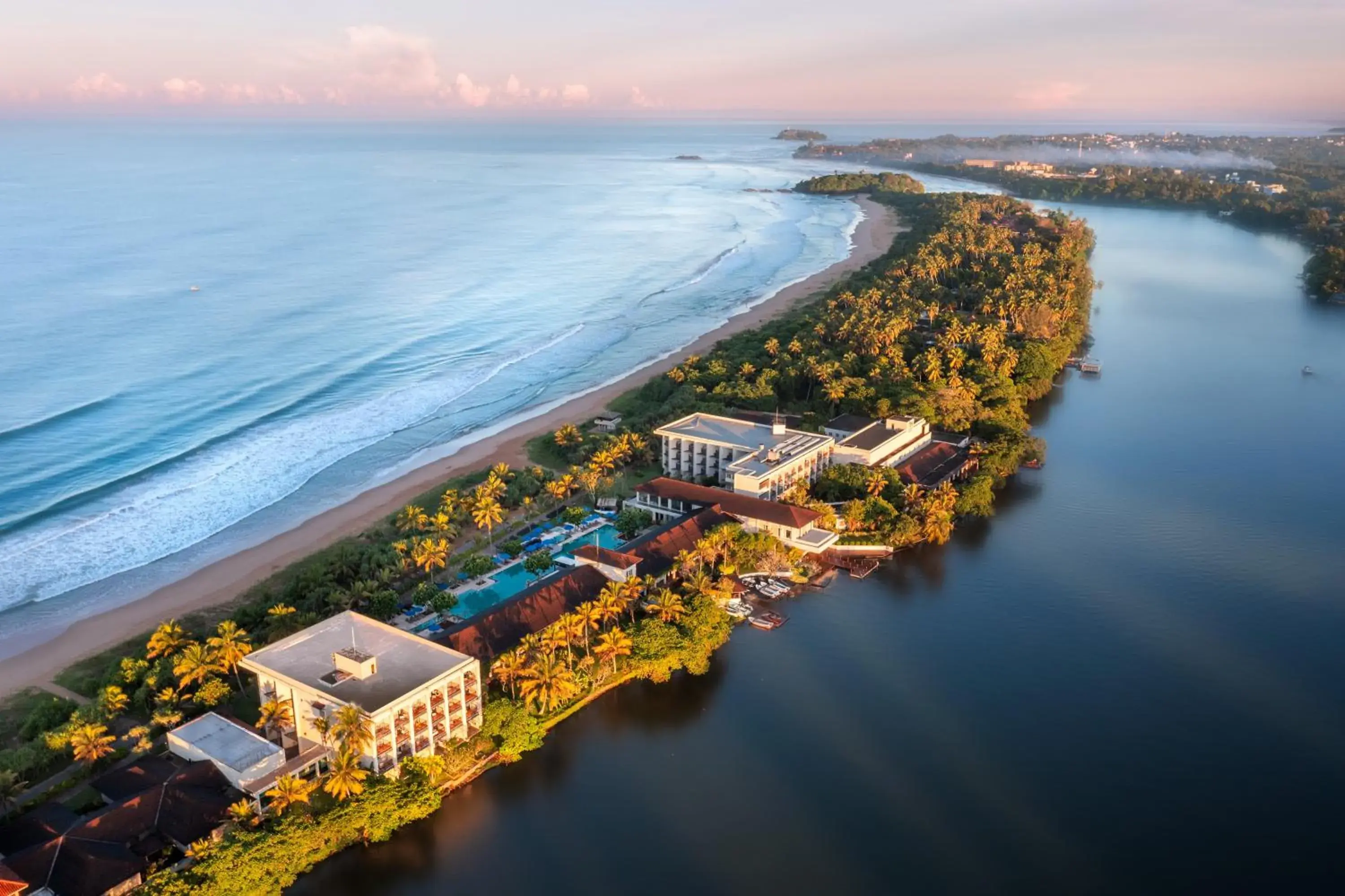 NH Bentota Ceysands Resort NH Bentota Ceysands Resort