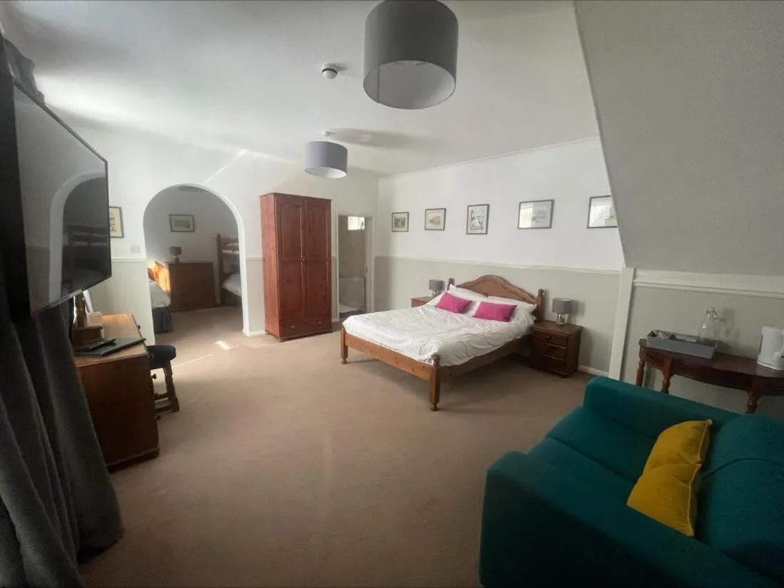 Bed in Trimstone Manor Hotel