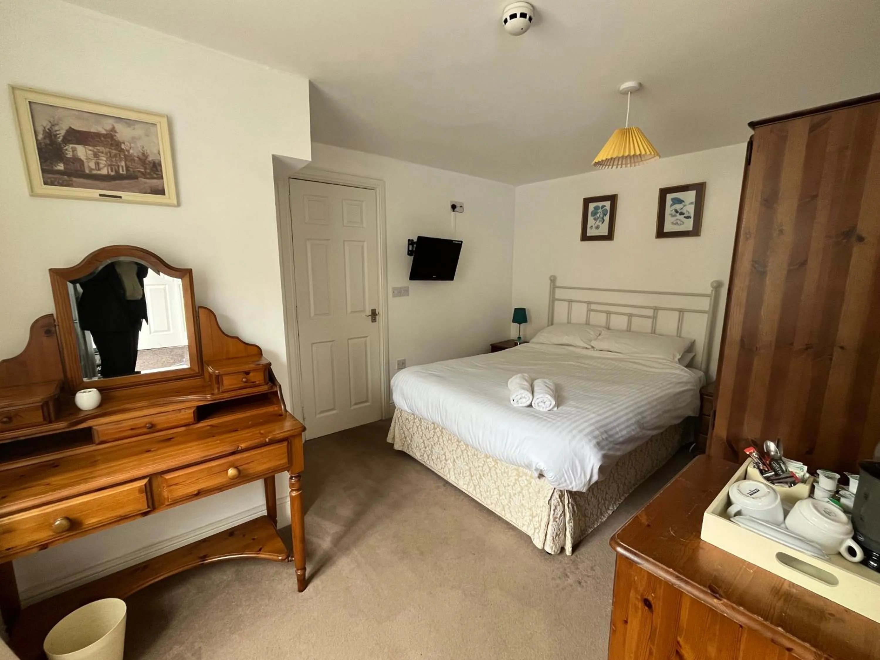 Bed in Trimstone Manor Hotel