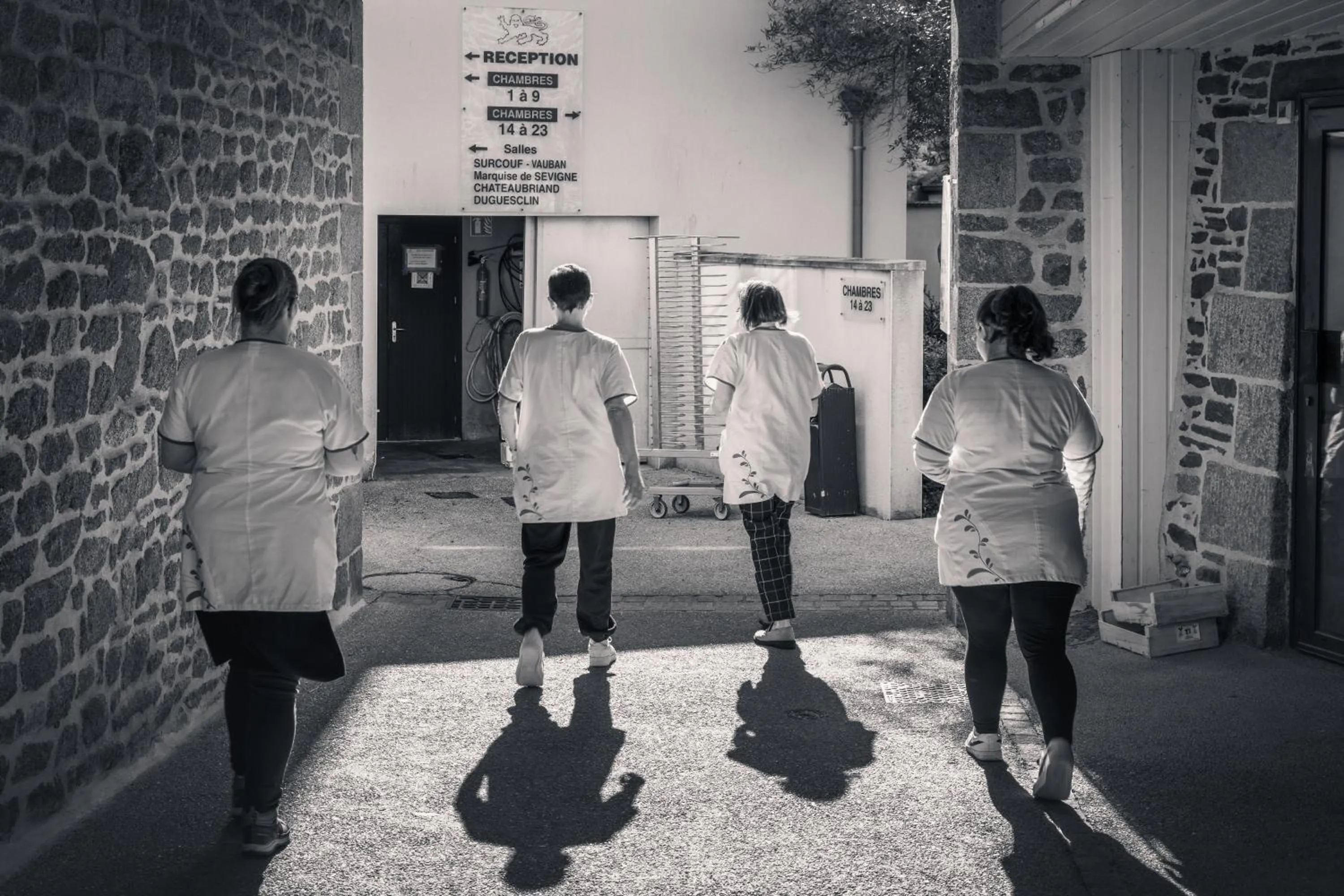 Staff in The Originals Boutique, Hôtel Le Lion d'Or, Fougères Ouest