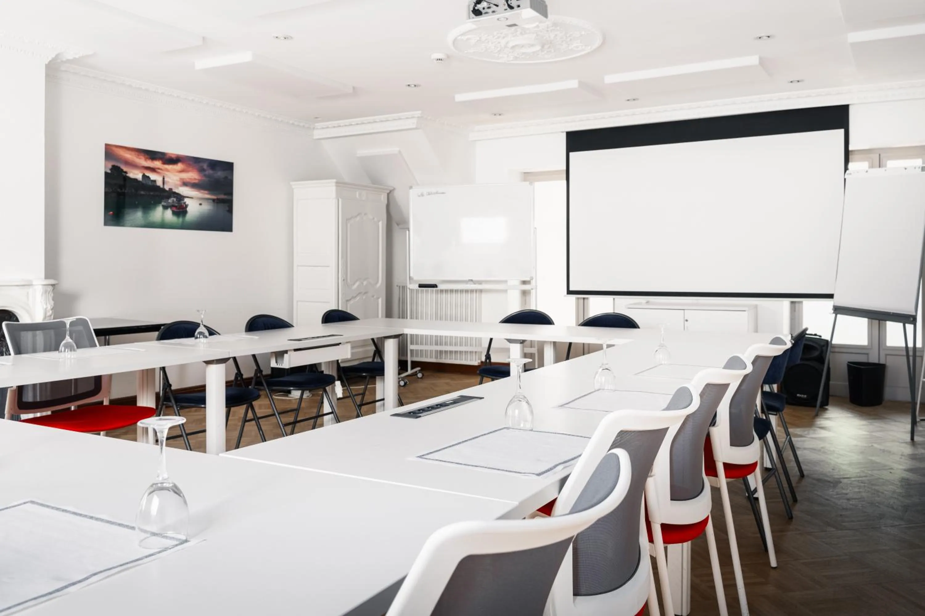 Banquet/Function facilities in The Originals Boutique, Hôtel Le Lion d'Or, Fougères Ouest