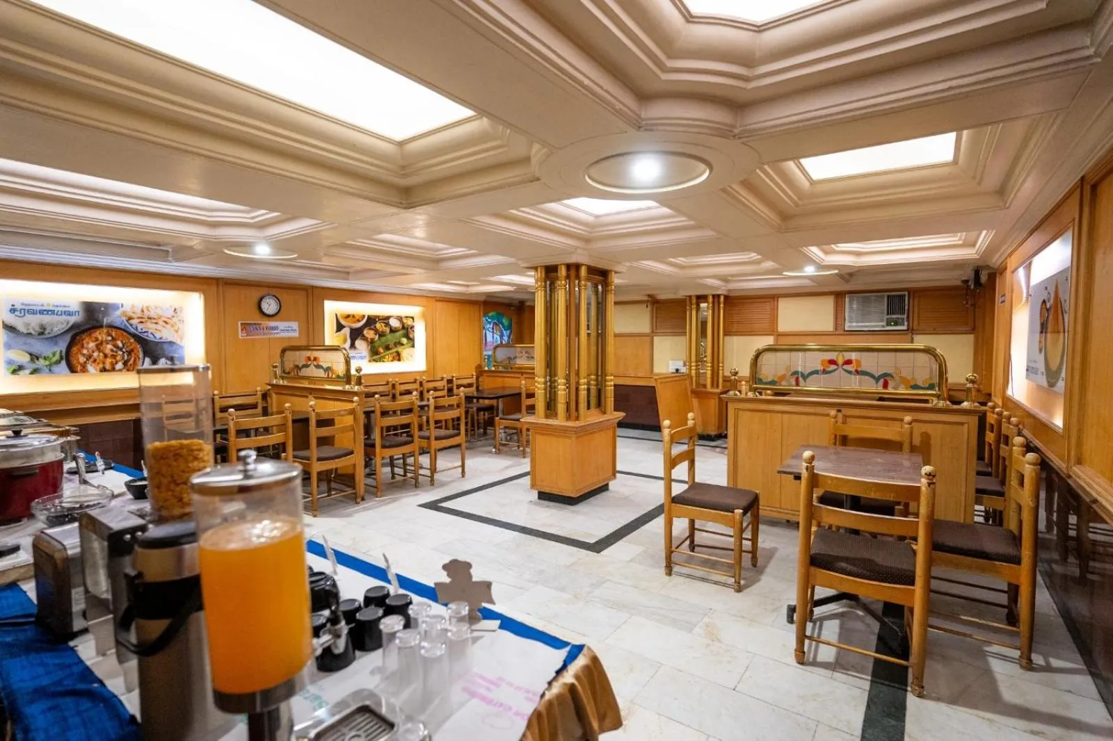 Restaurant/places to eat in Sree Bharani Hotels