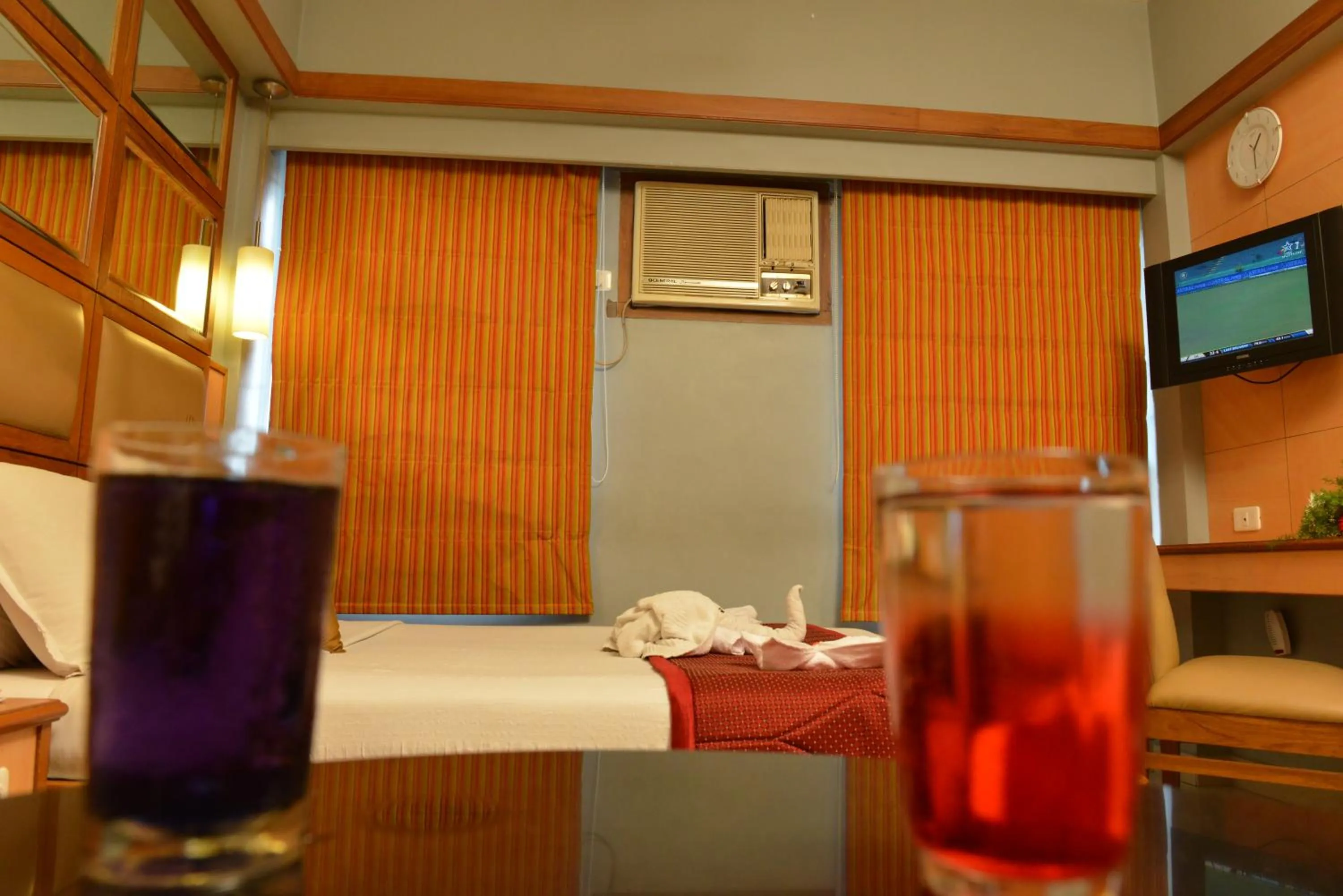 Bedroom, Bed in Sree Bharani Hotels