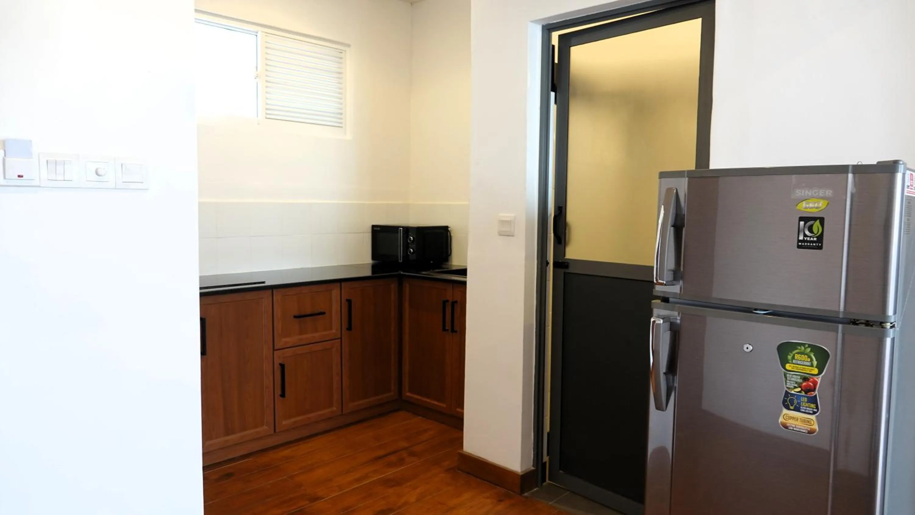 Kitchen or kitchenette in Hotel J Negombo