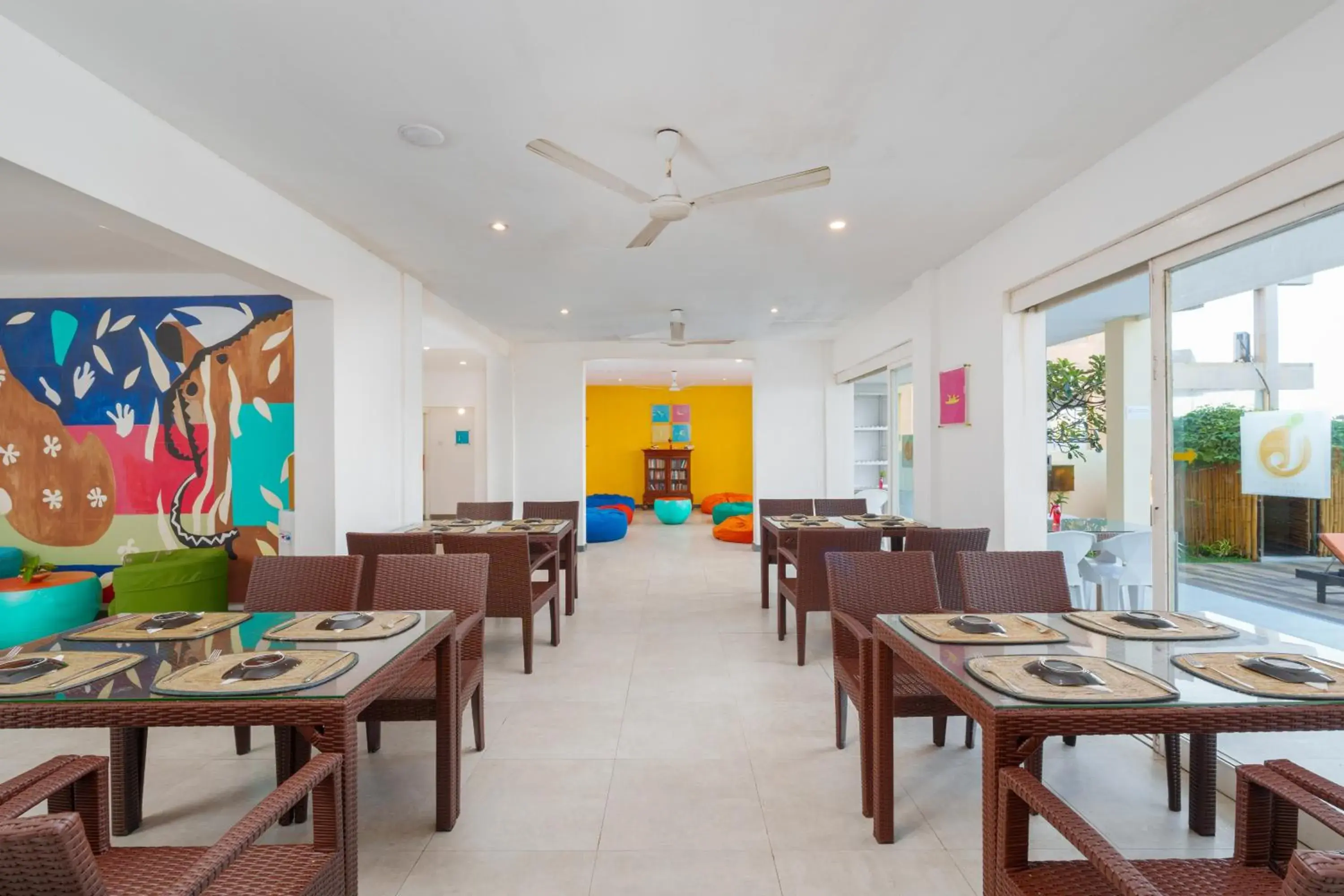 Restaurant/places to eat in Hotel J Negombo Restaurant/places to eat in Hotel J Negombo